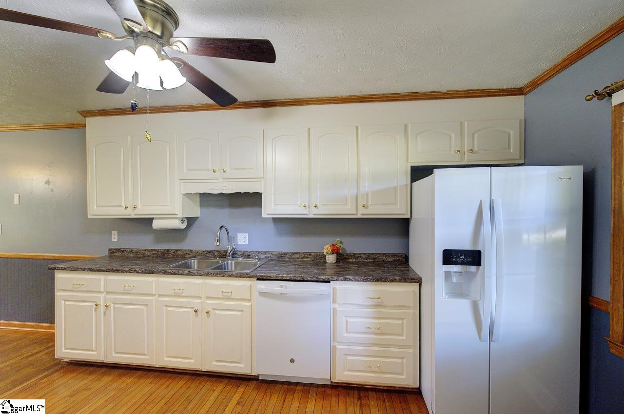 1603400 Property Photo 14