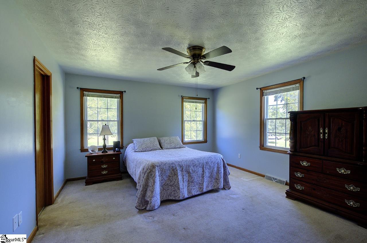 1603400 Property Photo 18