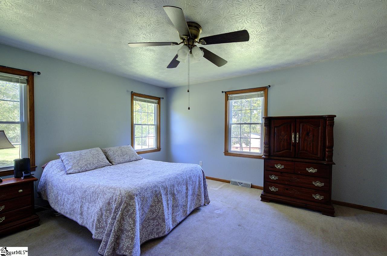 1603400 Property Photo 20
