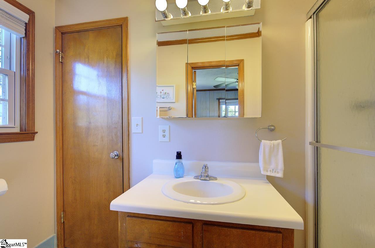 1603400 Property Photo 28