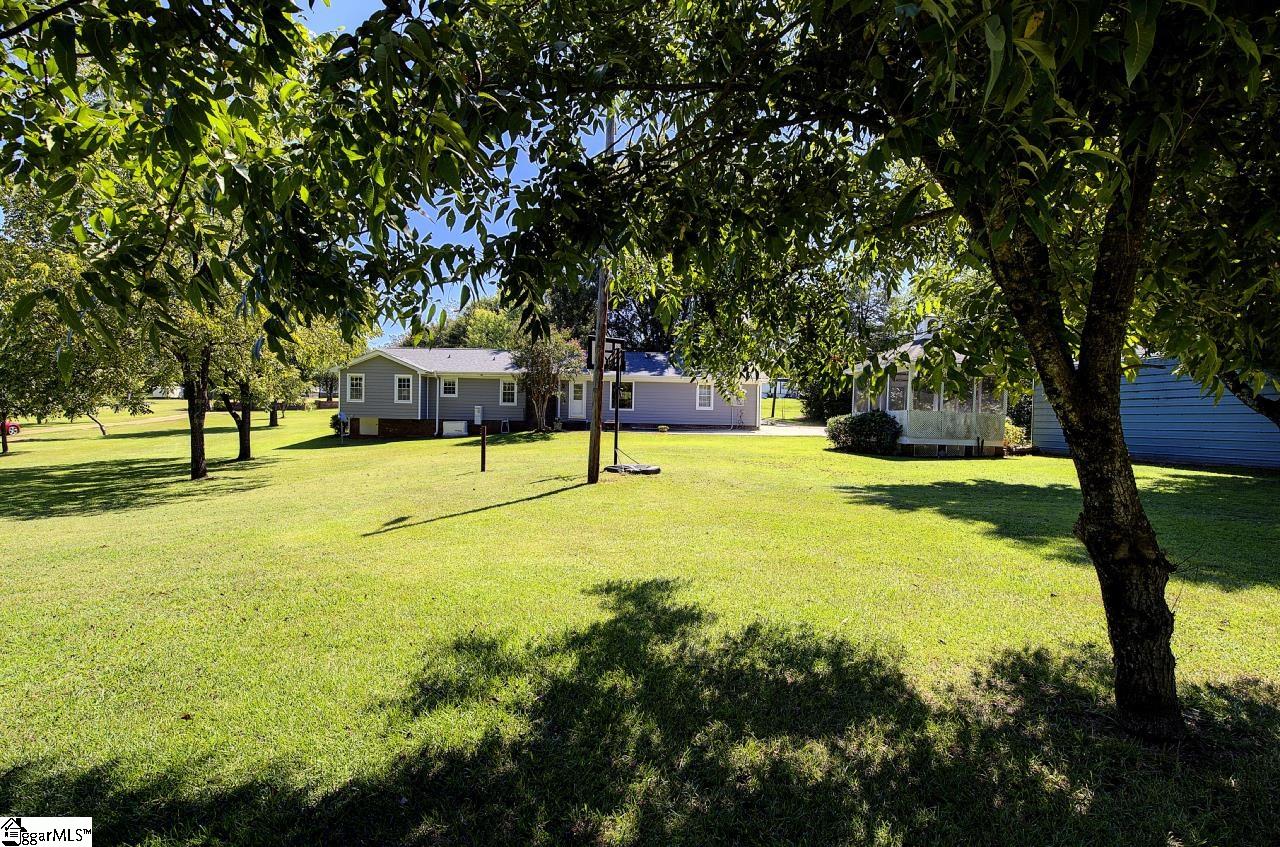 1603400 Property Photo 43