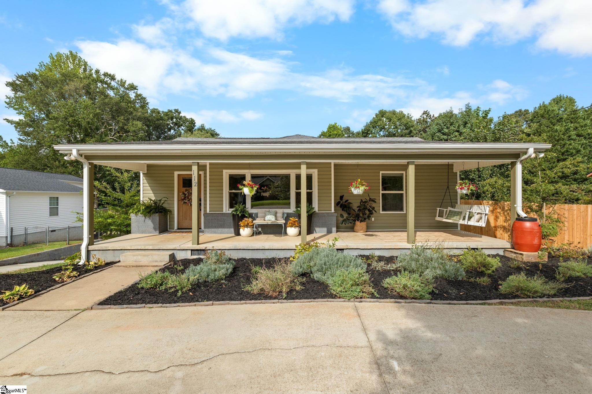 112 Hilltop Drive Property Photo 1