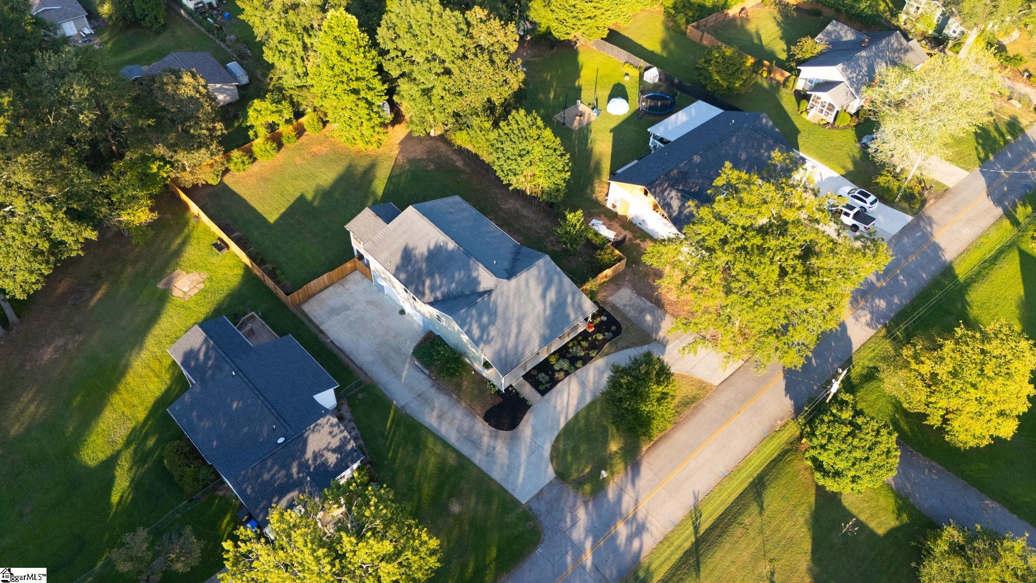 112 Hilltop Drive Property Photo 41