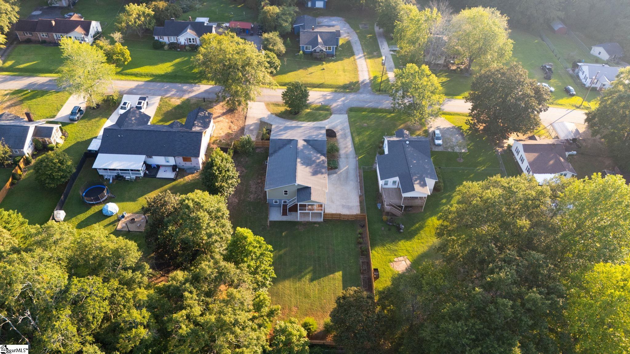 112 Hilltop Drive Property Photo 46