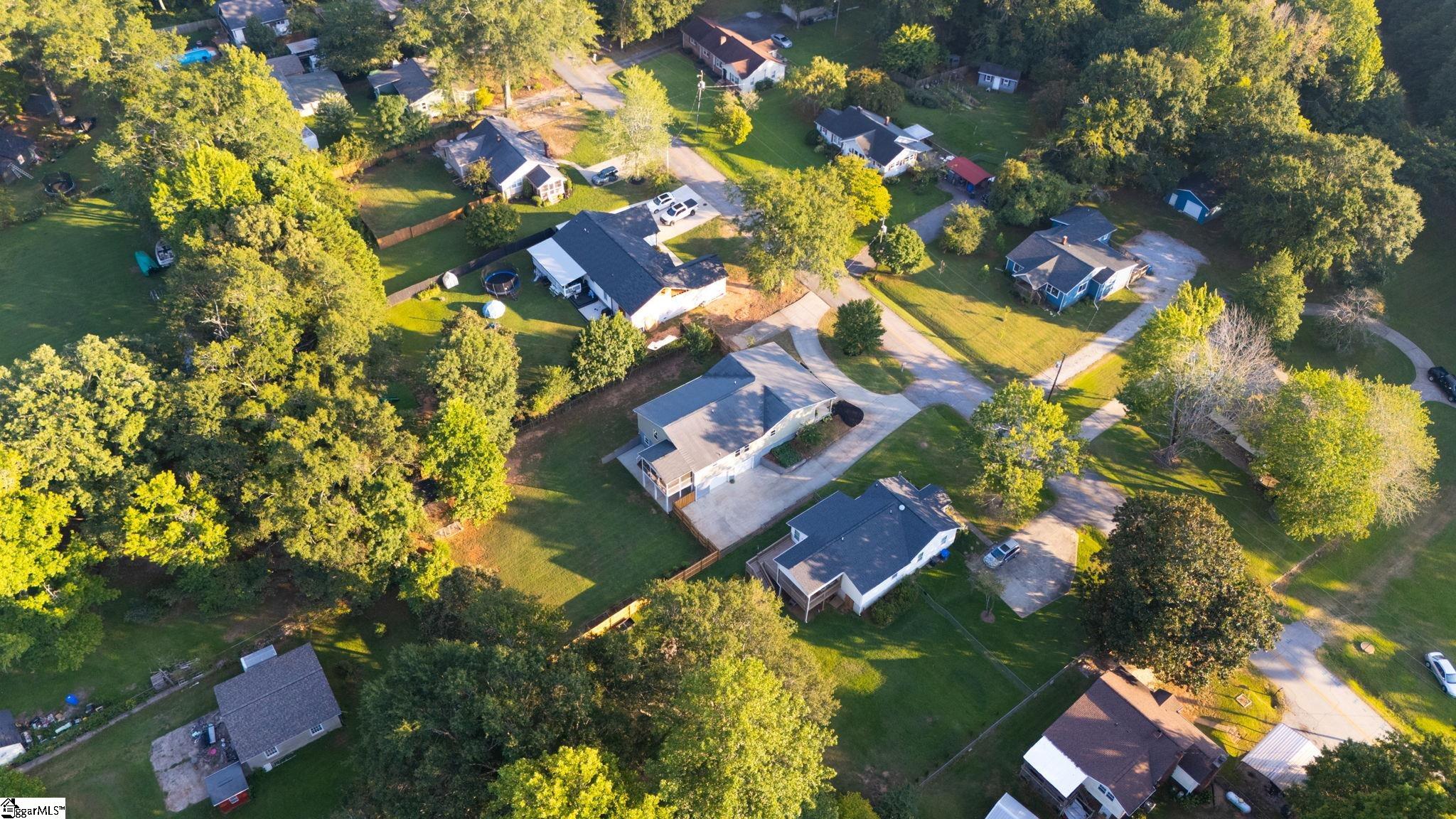 112 Hilltop Drive Property Photo 47
