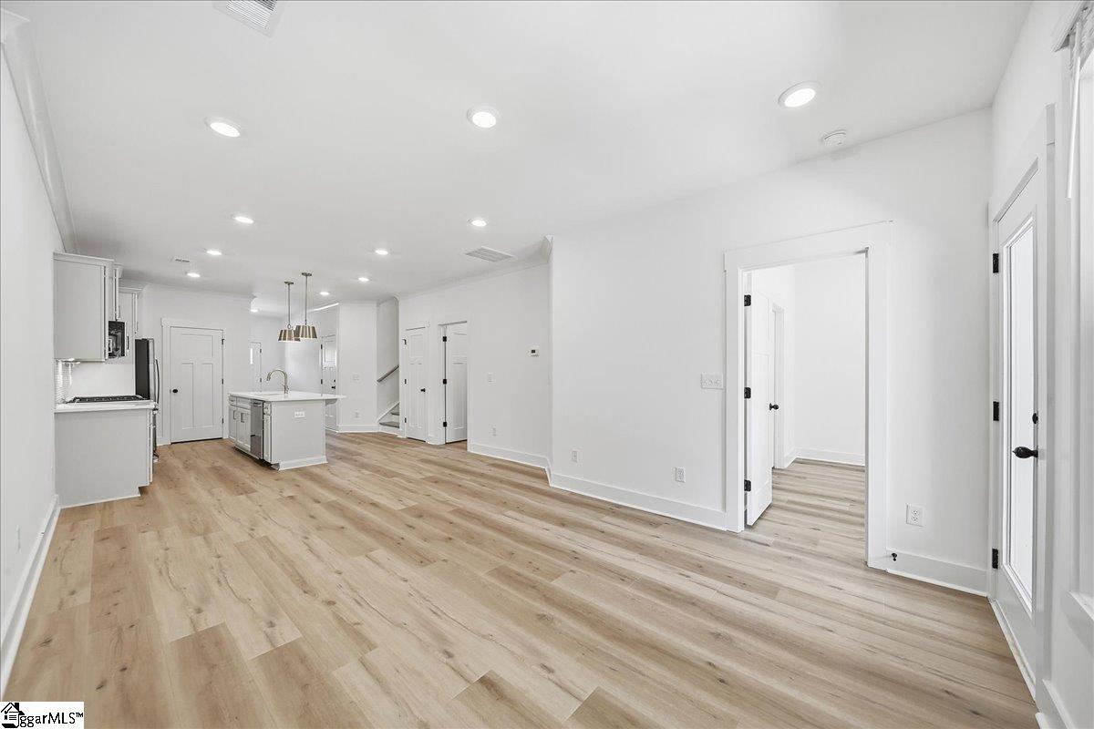 4 Otello Way Property Photo 9