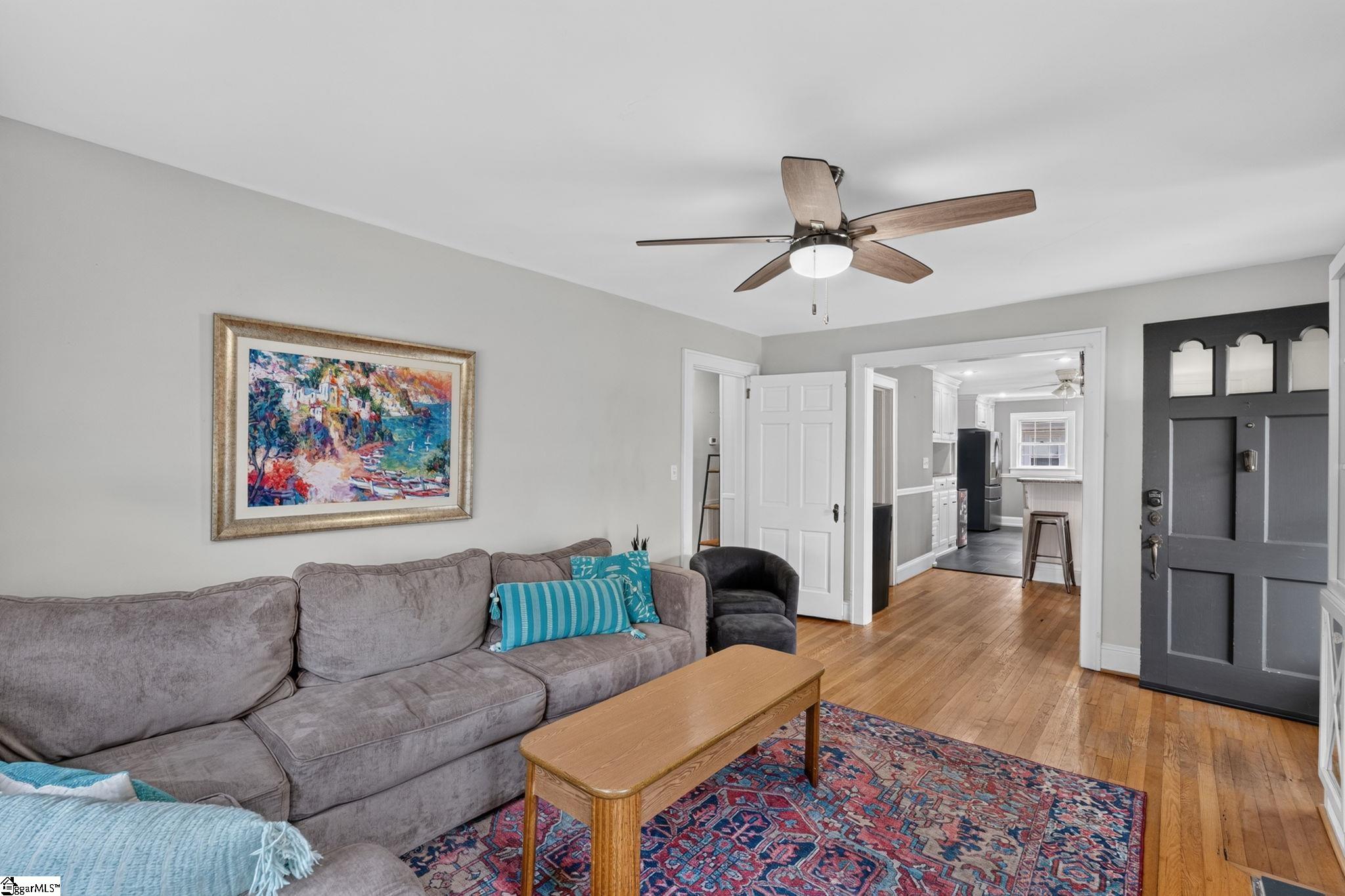 205 Carolina Avenue Property Photo 7