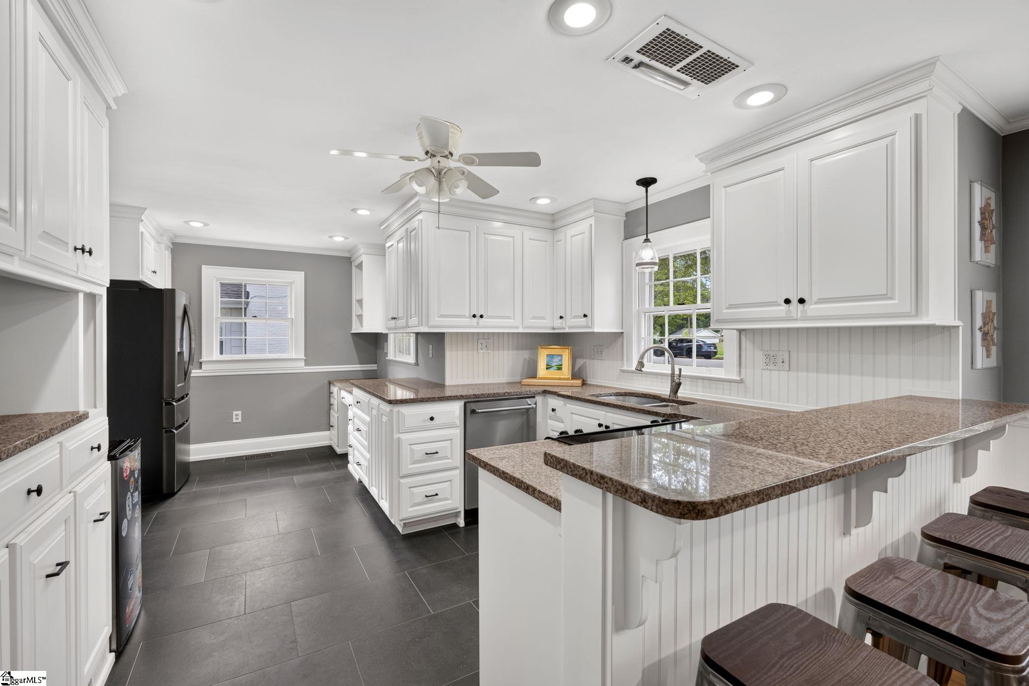 205 Carolina Avenue Property Photo 11