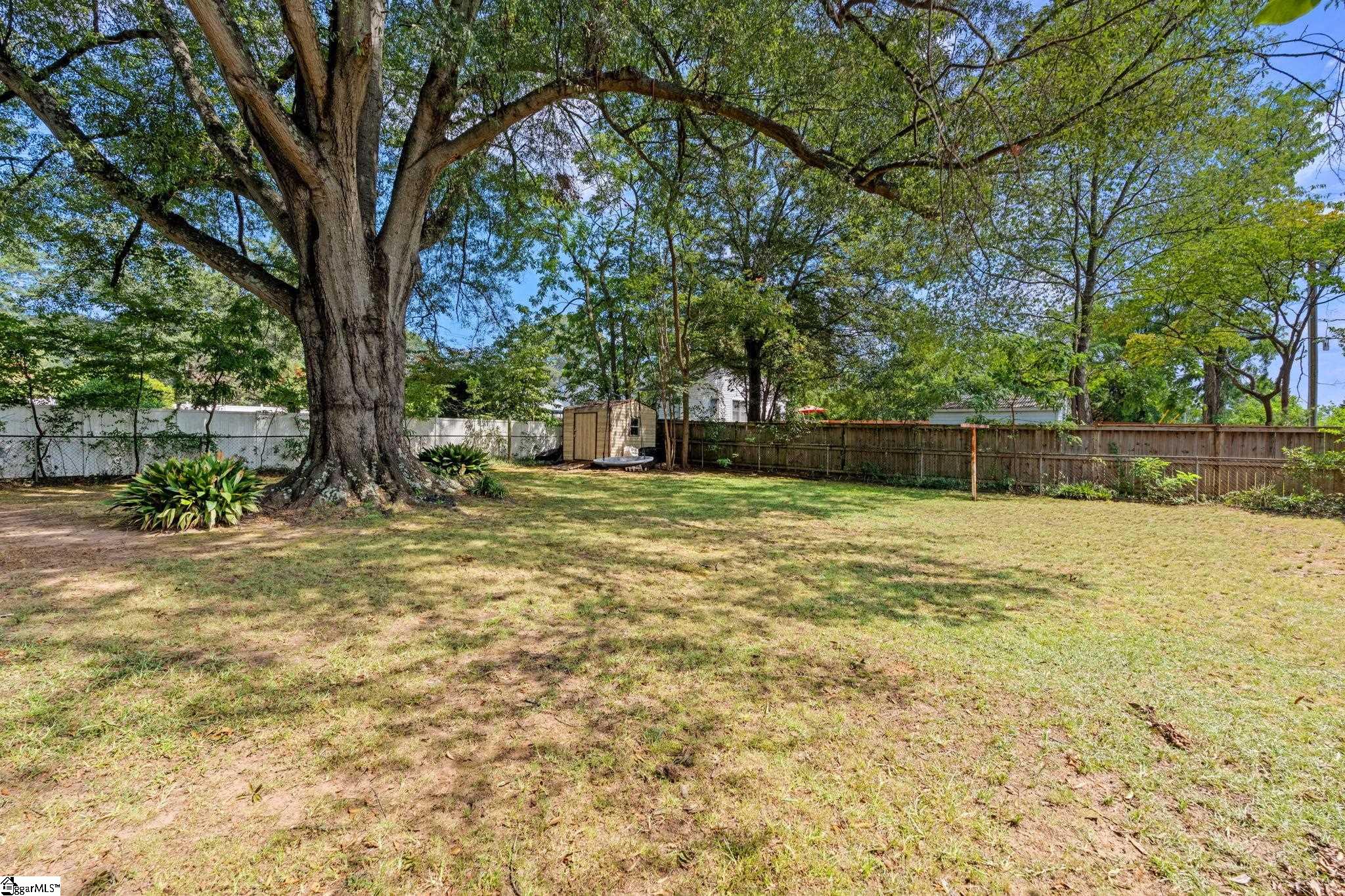 205 Carolina Avenue Property Photo 26