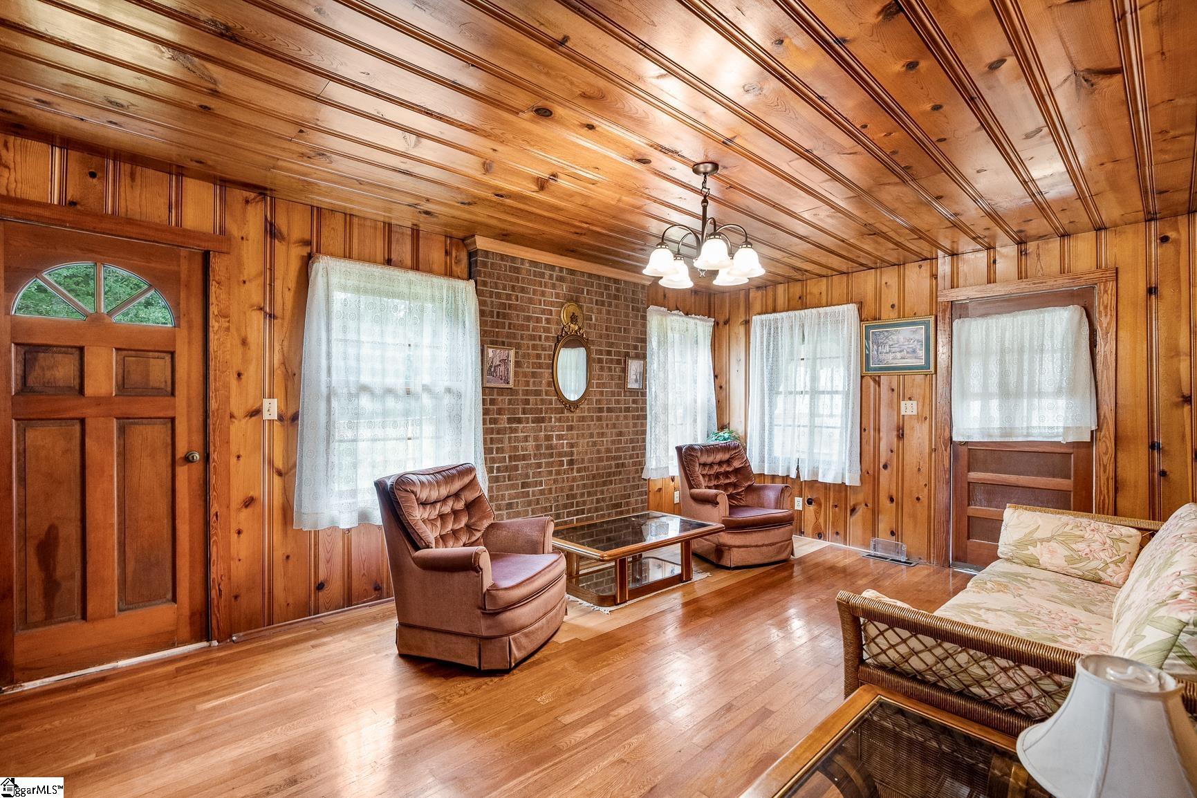 23 Tolar Road Property Photo 4