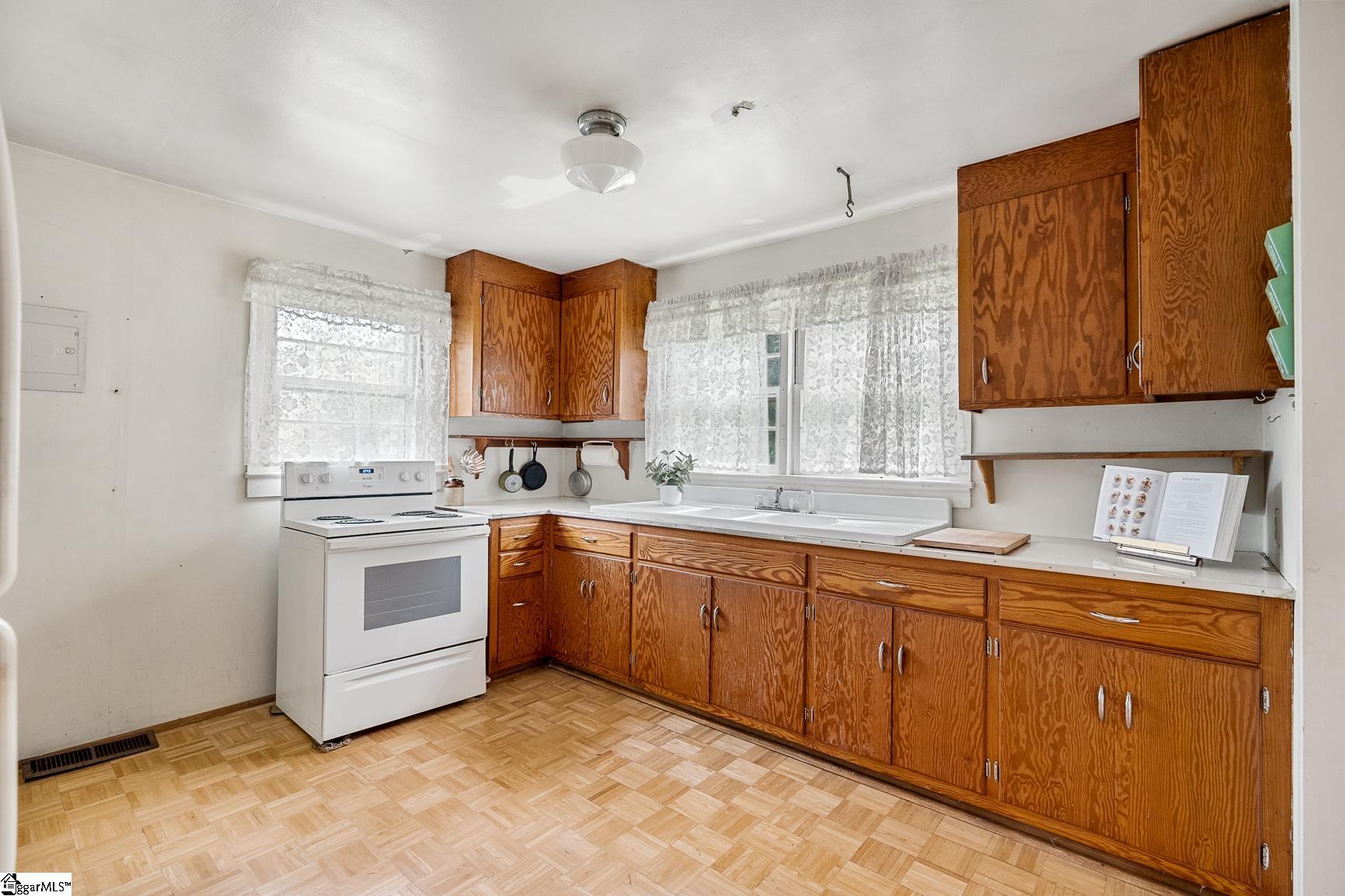 23 Tolar Road Property Photo 7