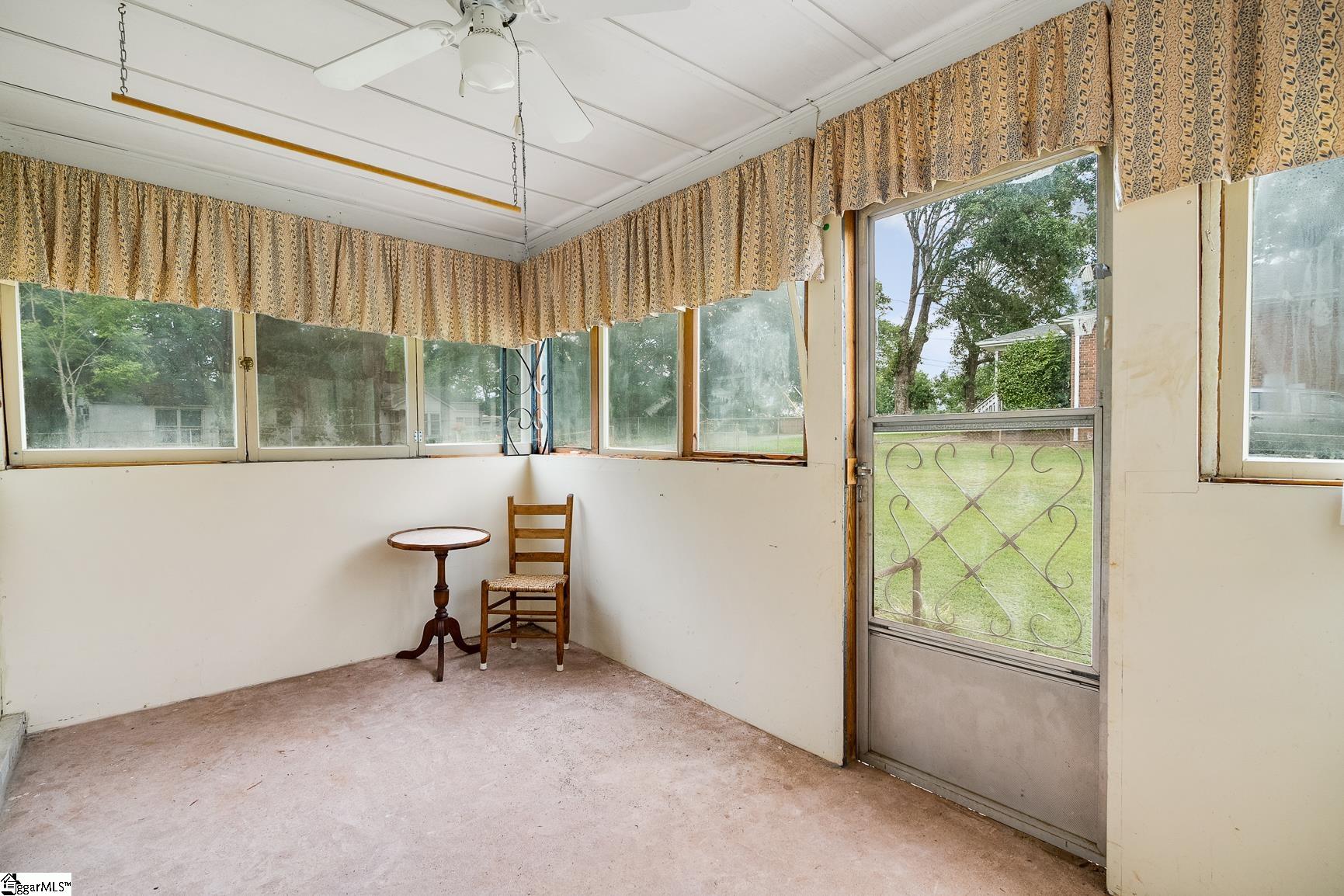 23 Tolar Road Property Photo 17