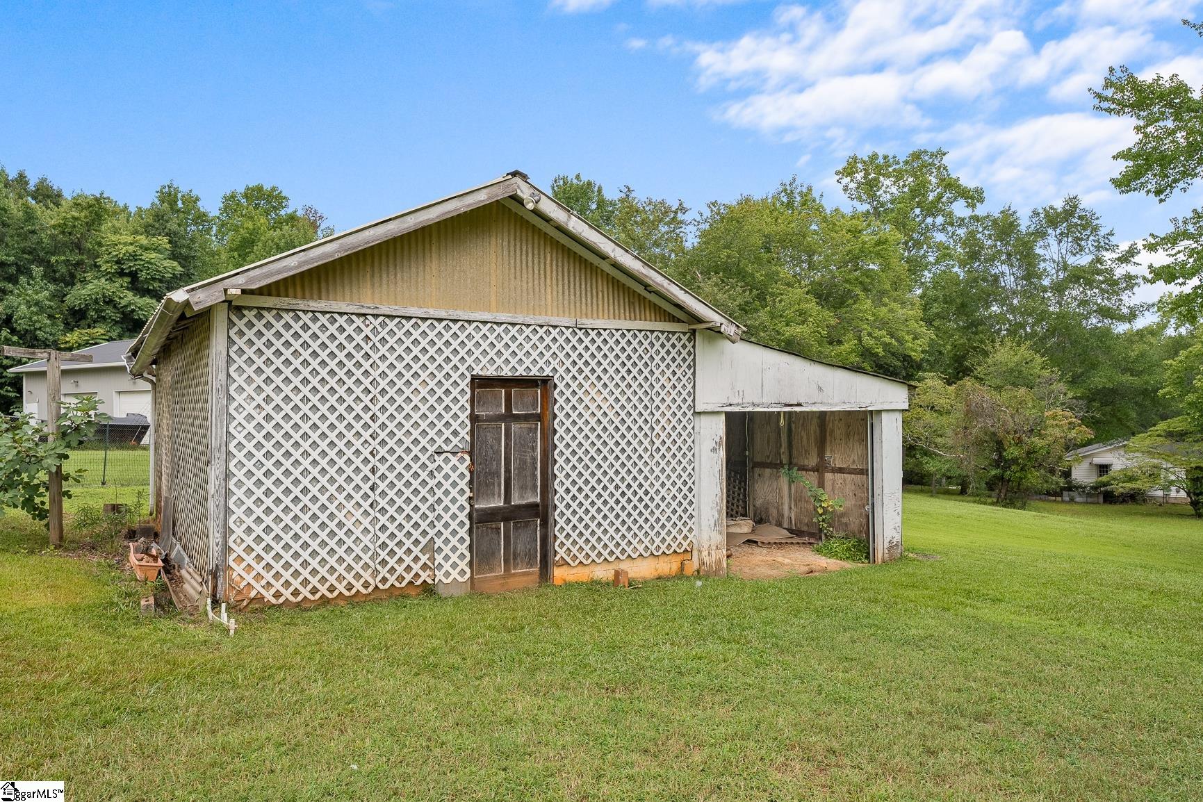 23 Tolar Road Property Photo 21