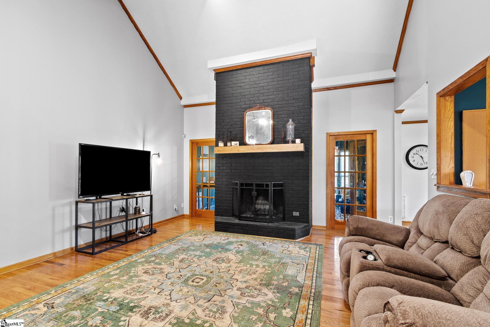 102 Chestnut Hill Property Photo 8