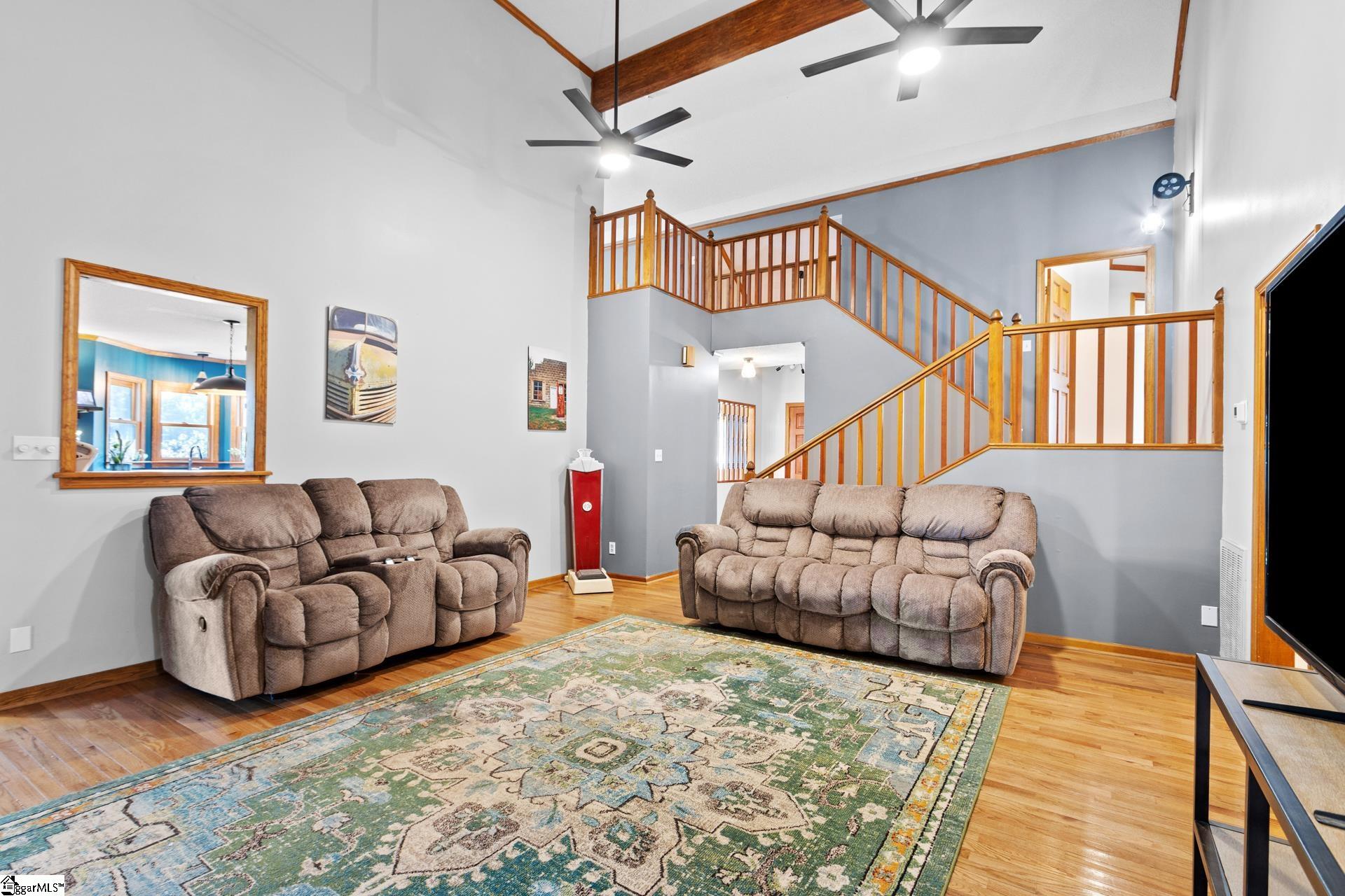 102 Chestnut Hill Property Photo 12