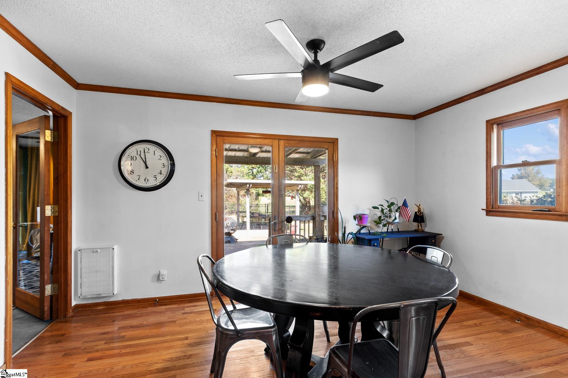 102 Chestnut Hill Property Photo 14