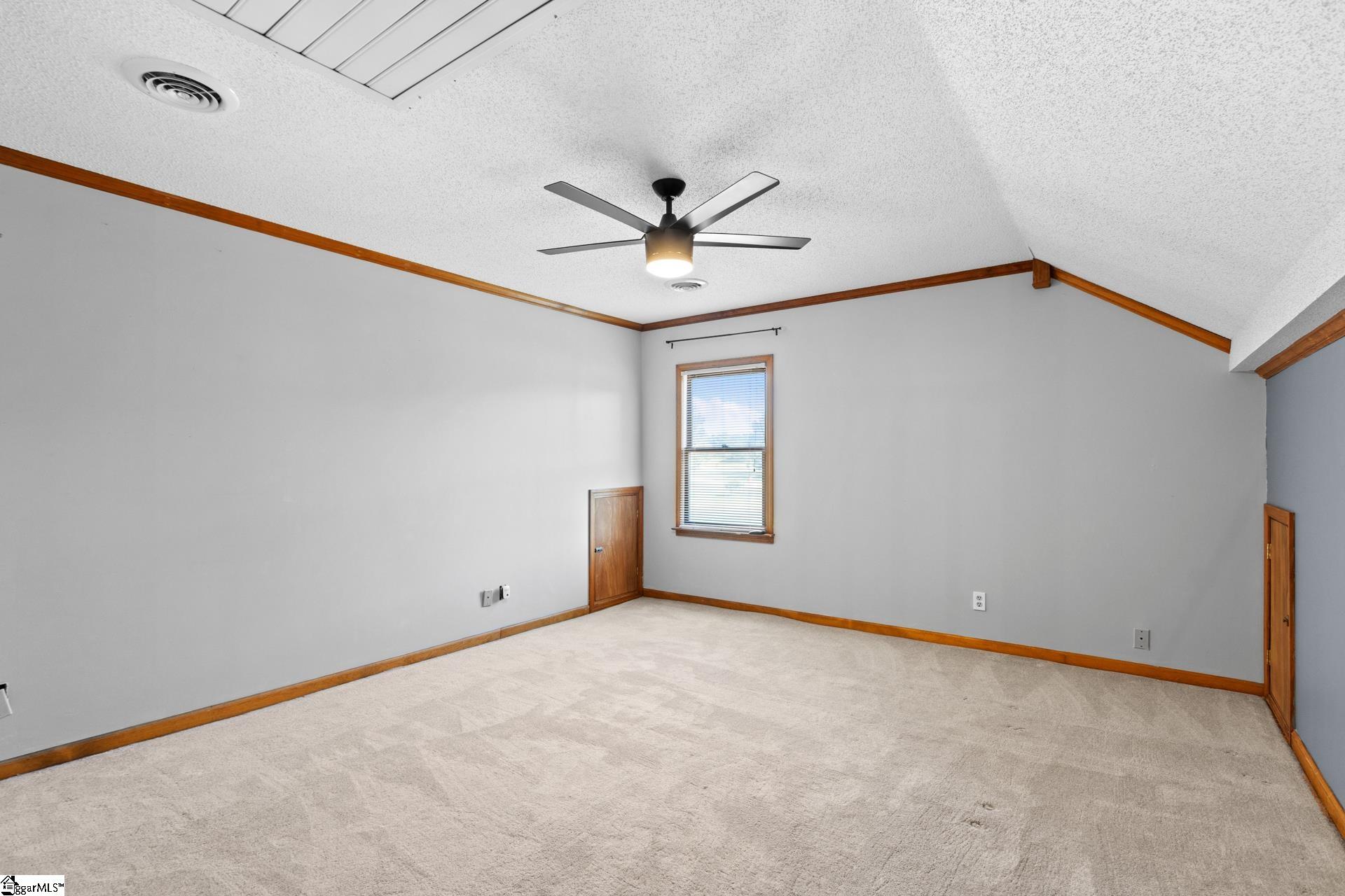 102 Chestnut Hill Property Photo 35