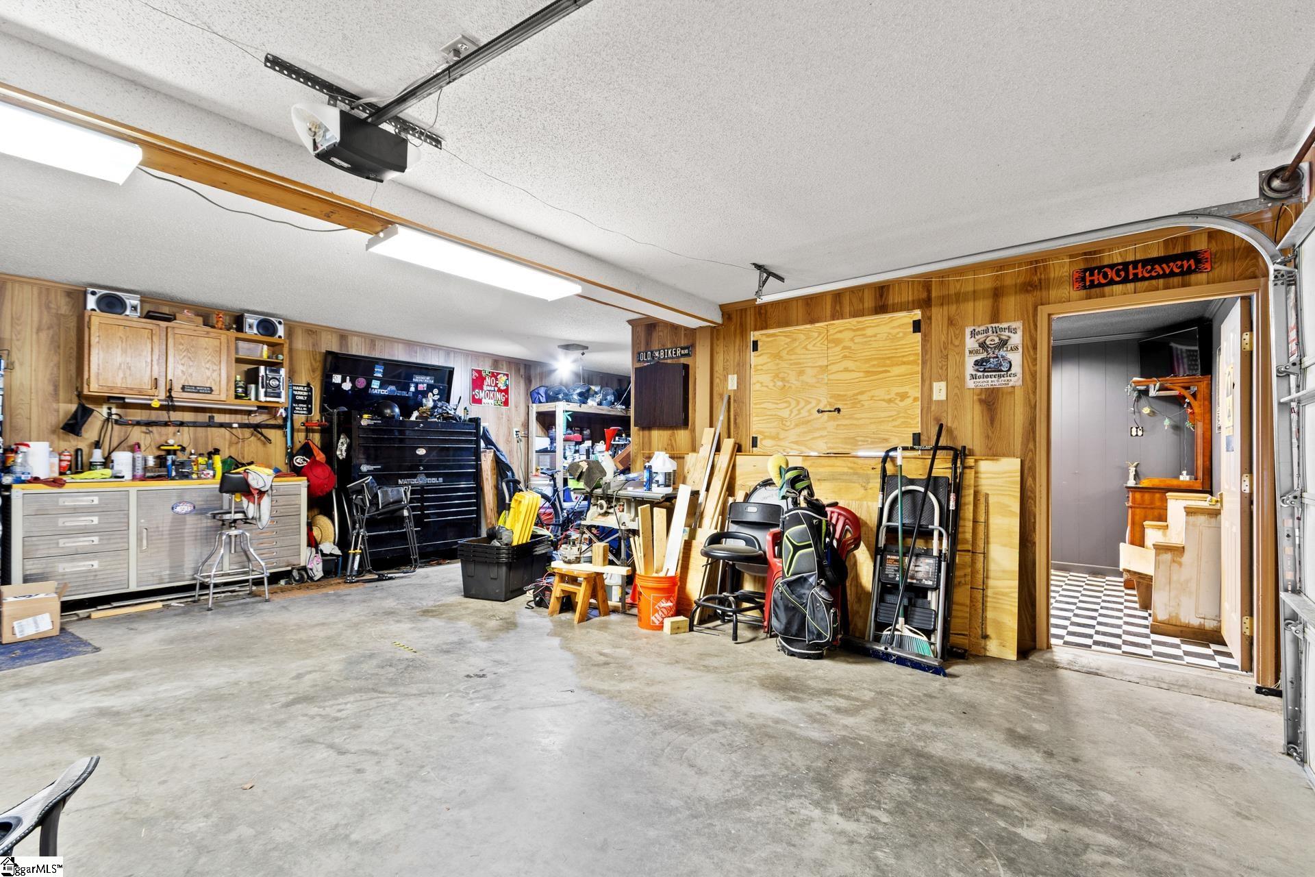 102 Chestnut Hill Property Photo 41