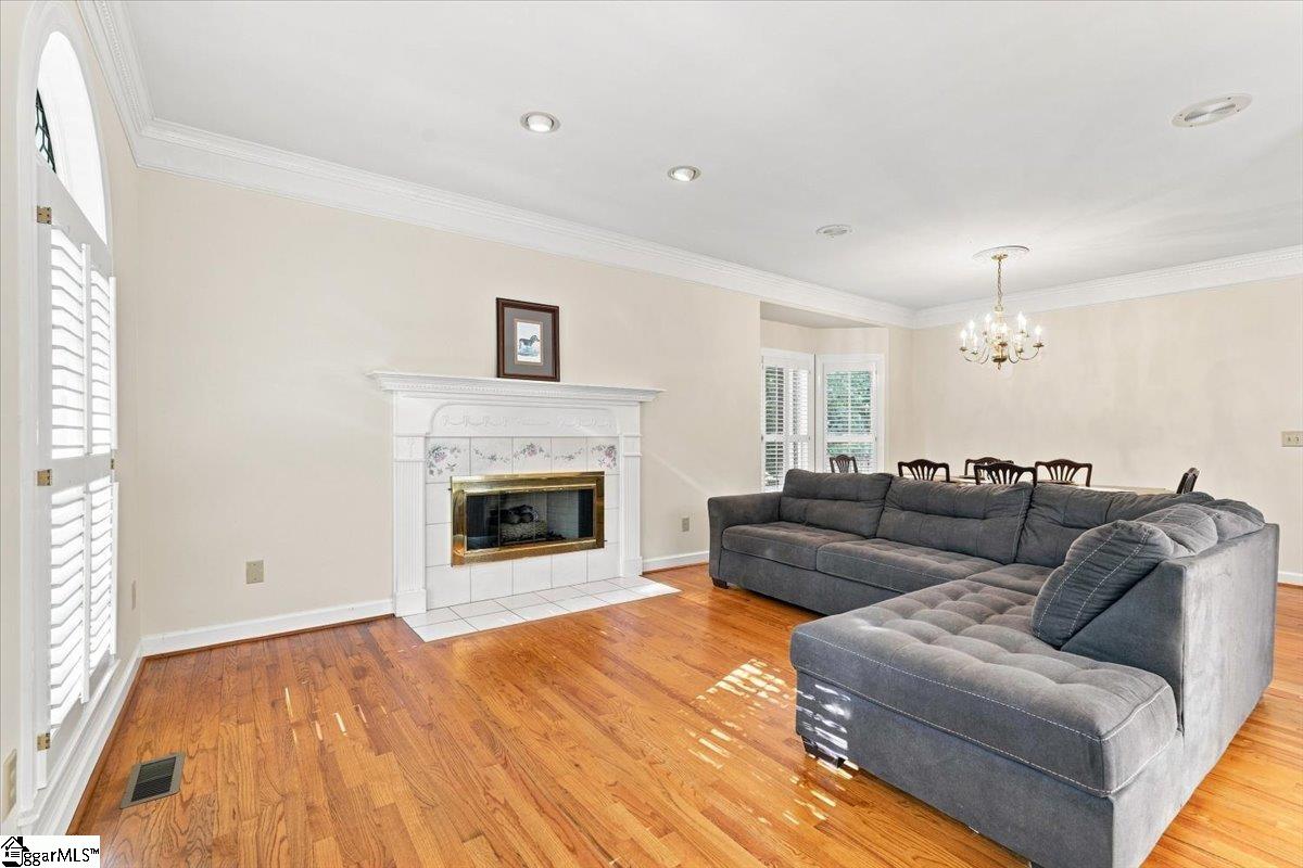 209 Sandstone Drive Property Photo 5