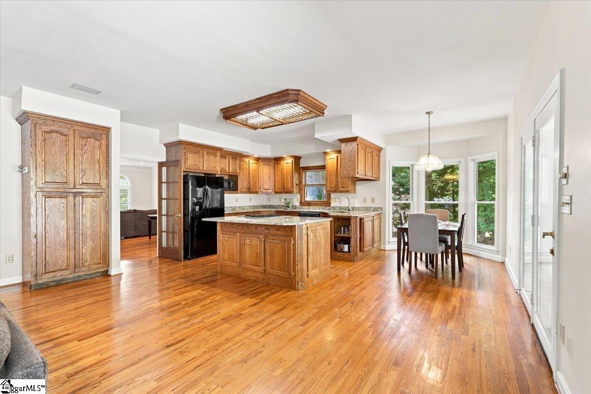 209 Sandstone Drive Property Photo 11