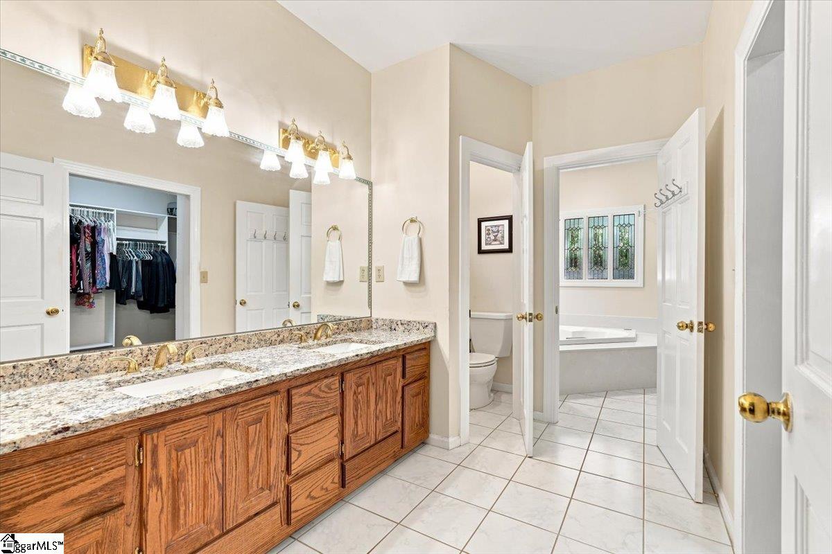 209 Sandstone Drive Property Photo 22