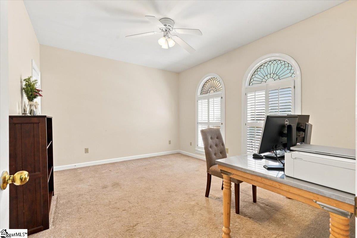 209 Sandstone Drive Property Photo 28