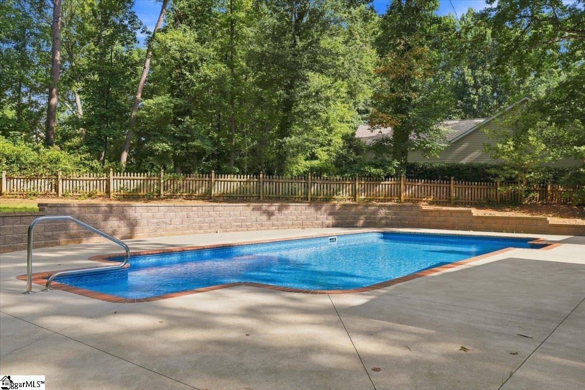 209 Sandstone Drive Property Photo 42