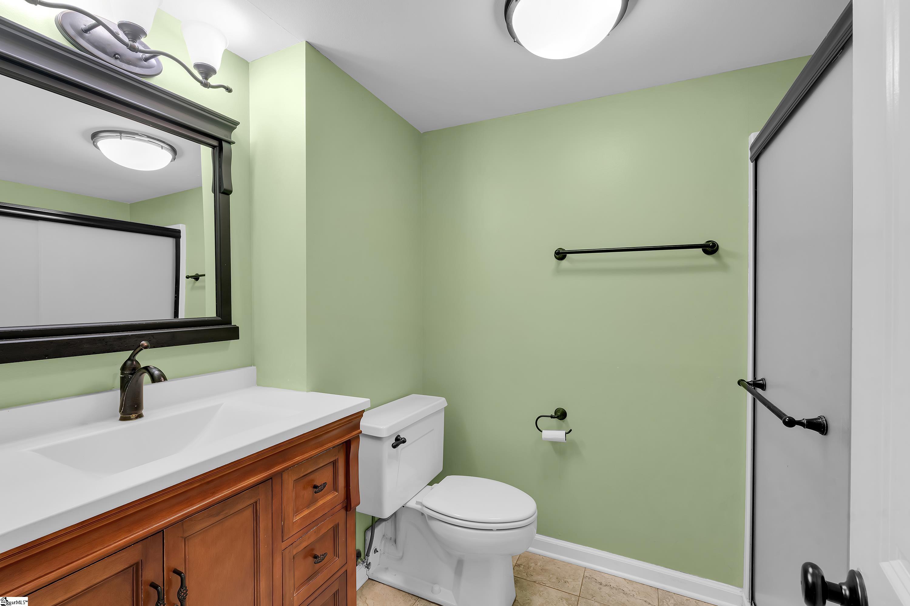 327 W Prentiss Avenue Property Photo 25