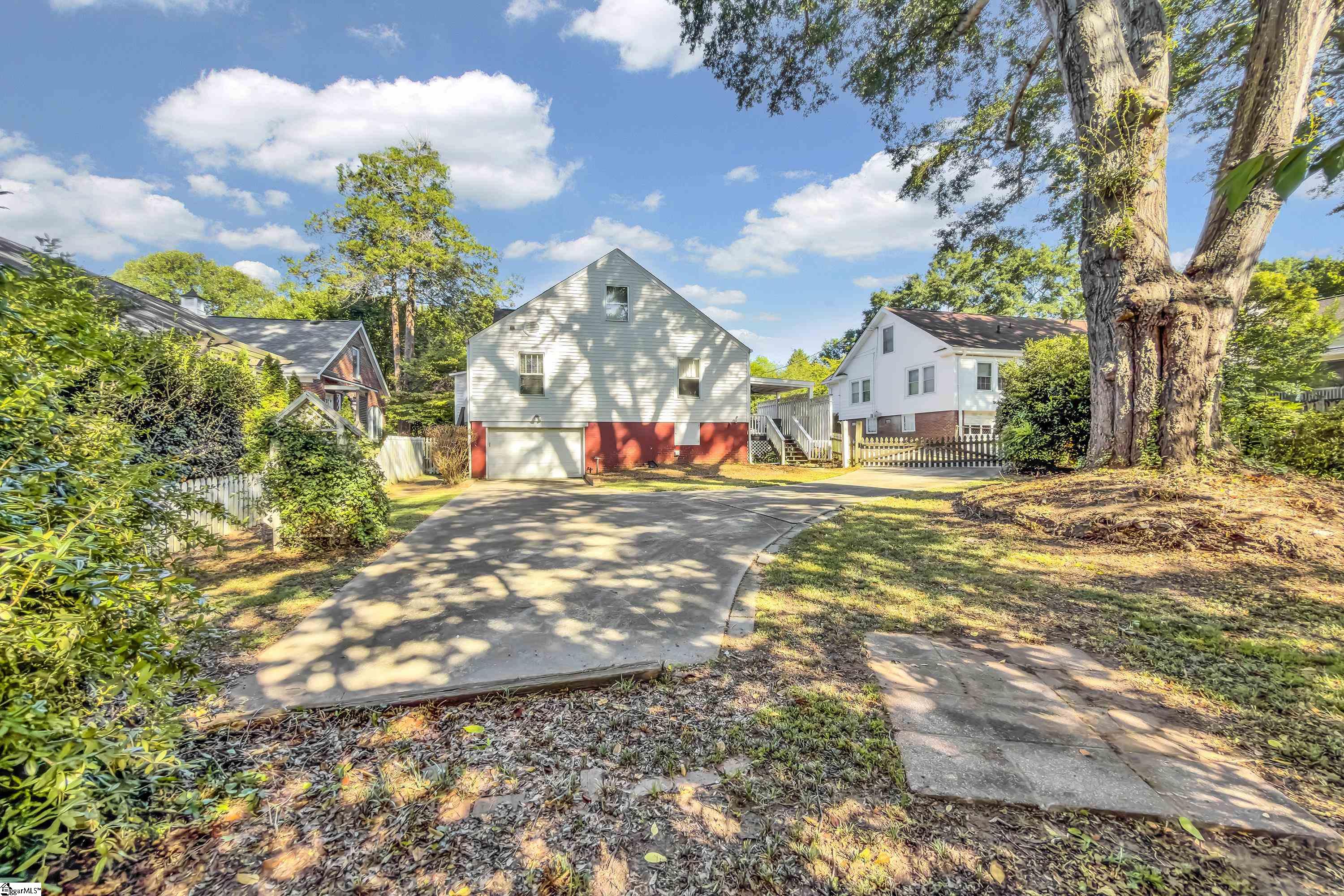 327 W Prentiss Avenue Property Photo 37