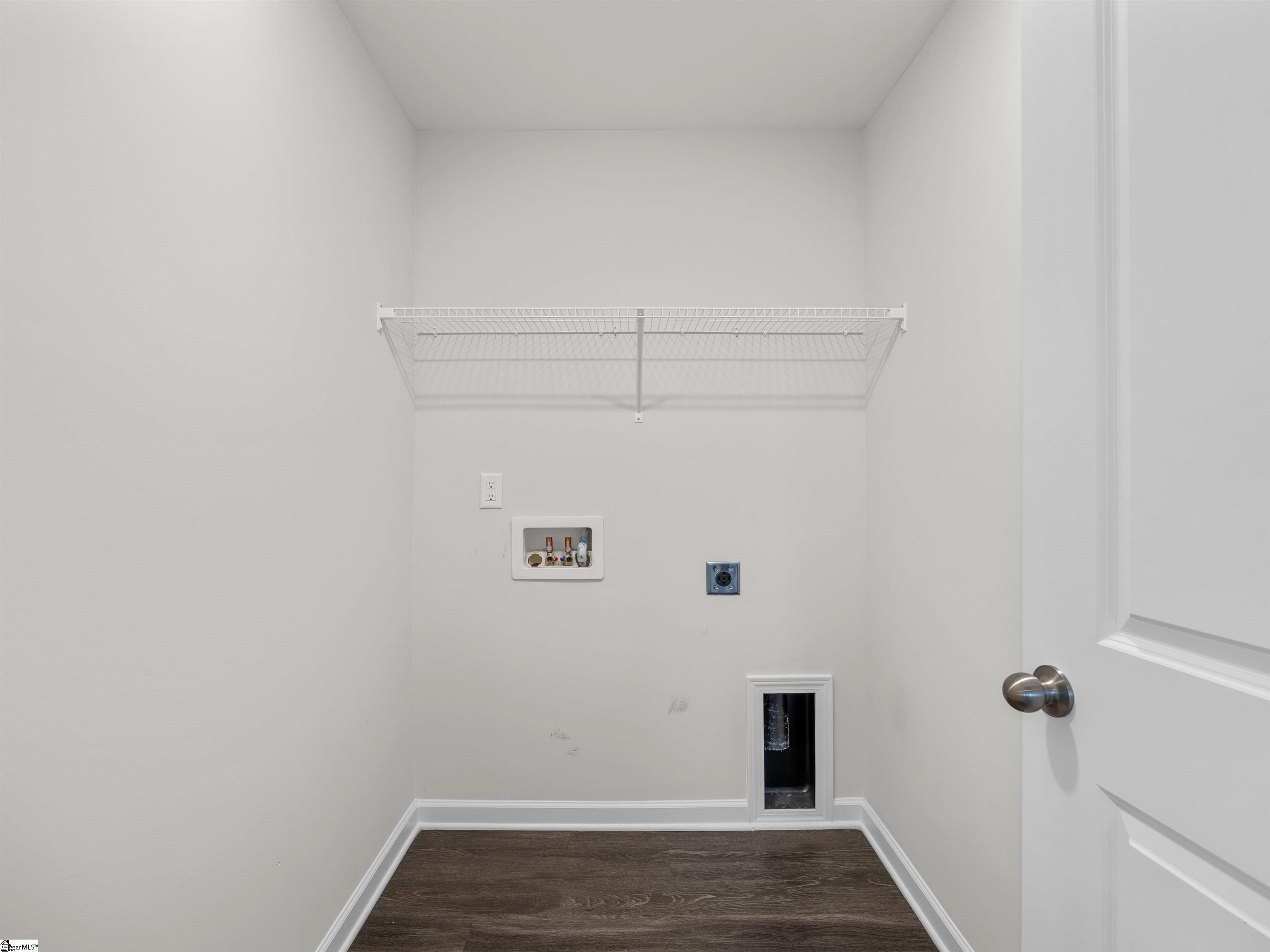 7012 Haddington Drive Property Photo 19