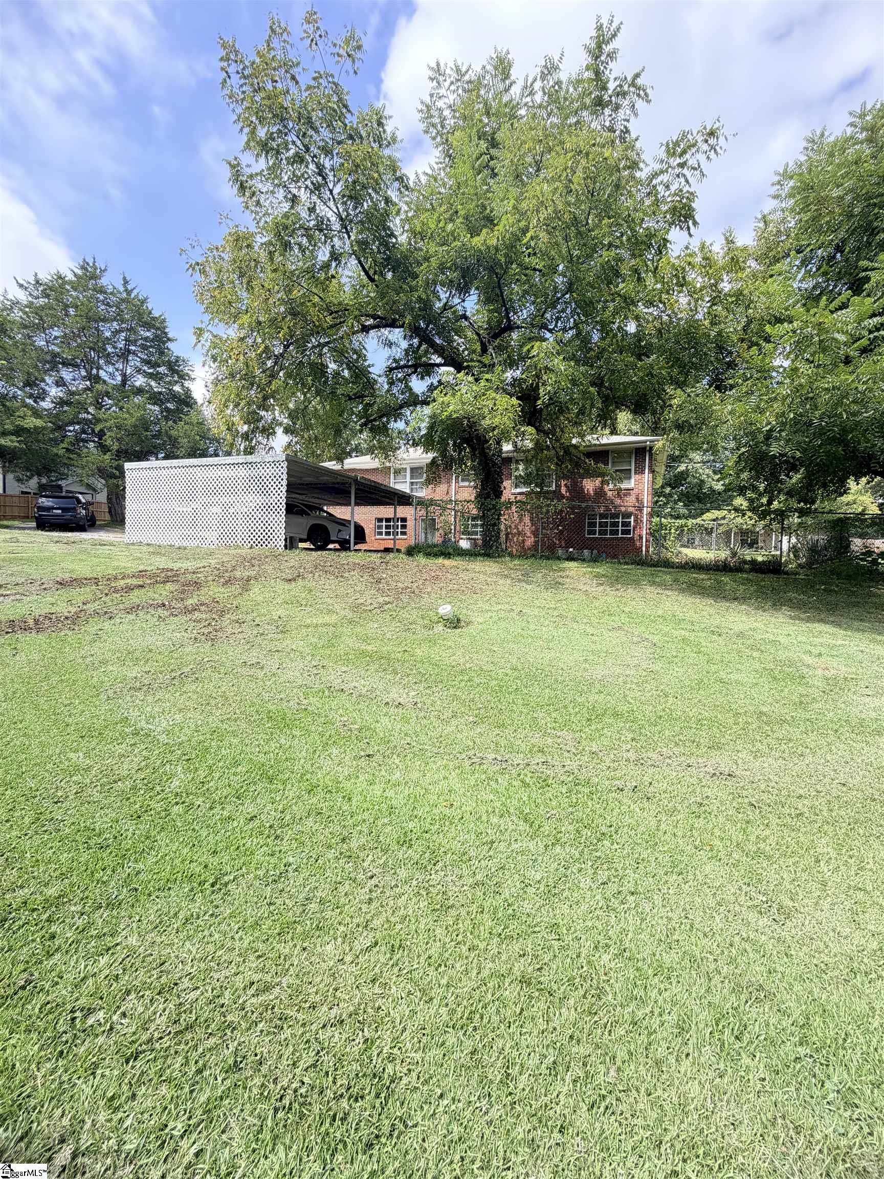 100 Branike Drive Property Photo 23