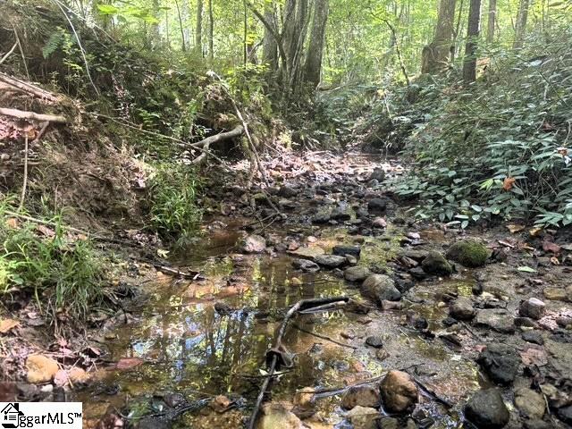 Highway 11 Property Photo 5
