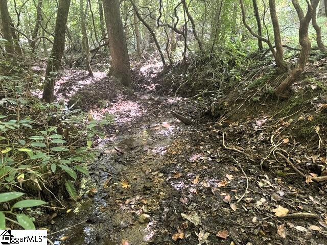 Highway 11 Property Photo 14