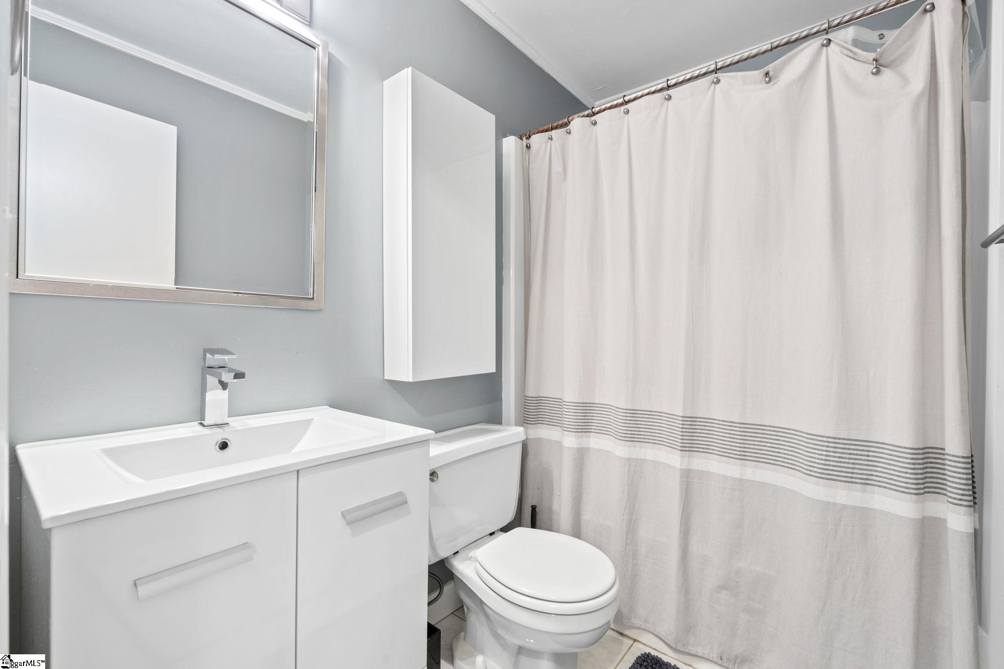 1009 Summit Drive Property Photo 19