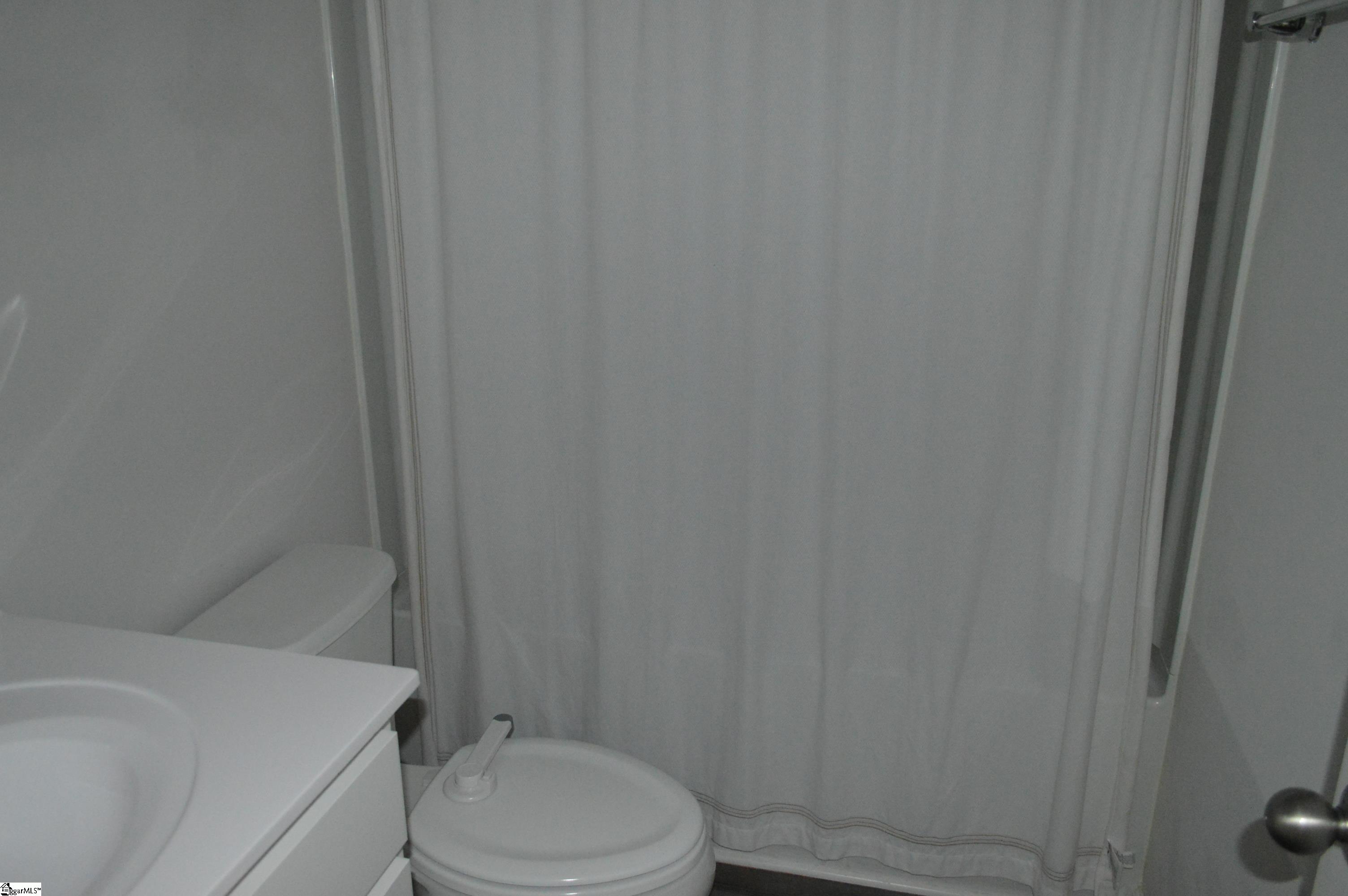 101 Forthside Way Property Photo 15