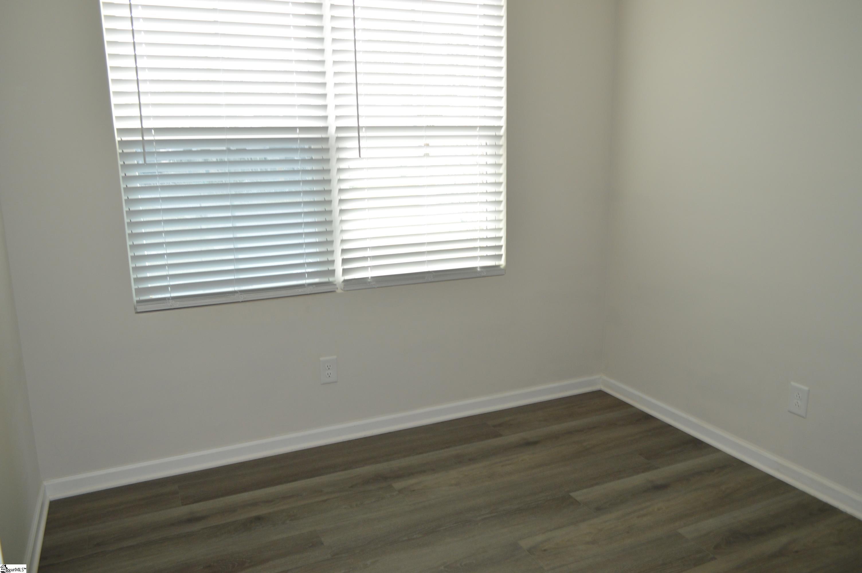 101 Forthside Way Property Photo 18