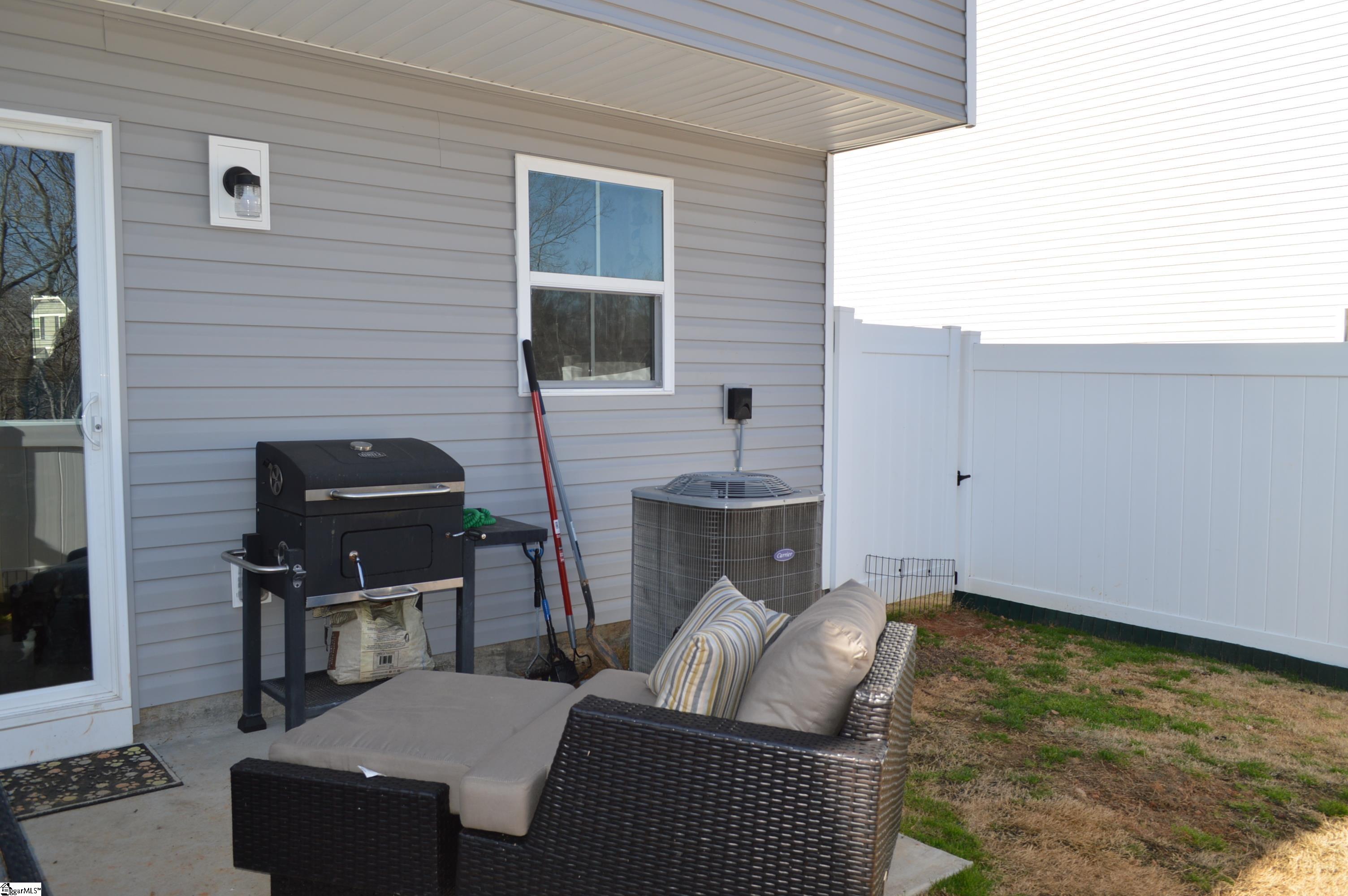 101 Forthside Way Property Photo 23