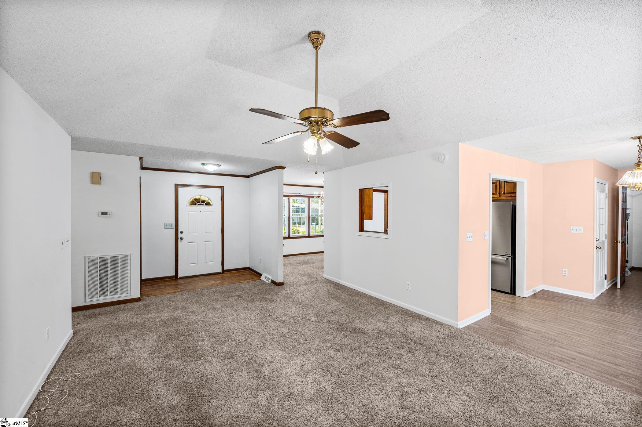 1118 Devenger Road Property Photo 8