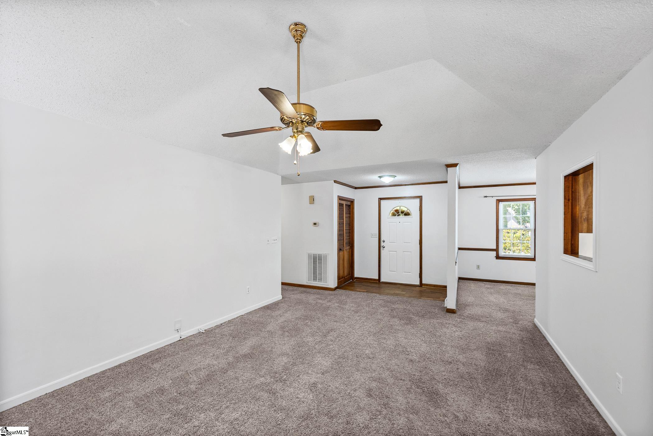 1118 Devenger Road Property Photo 9