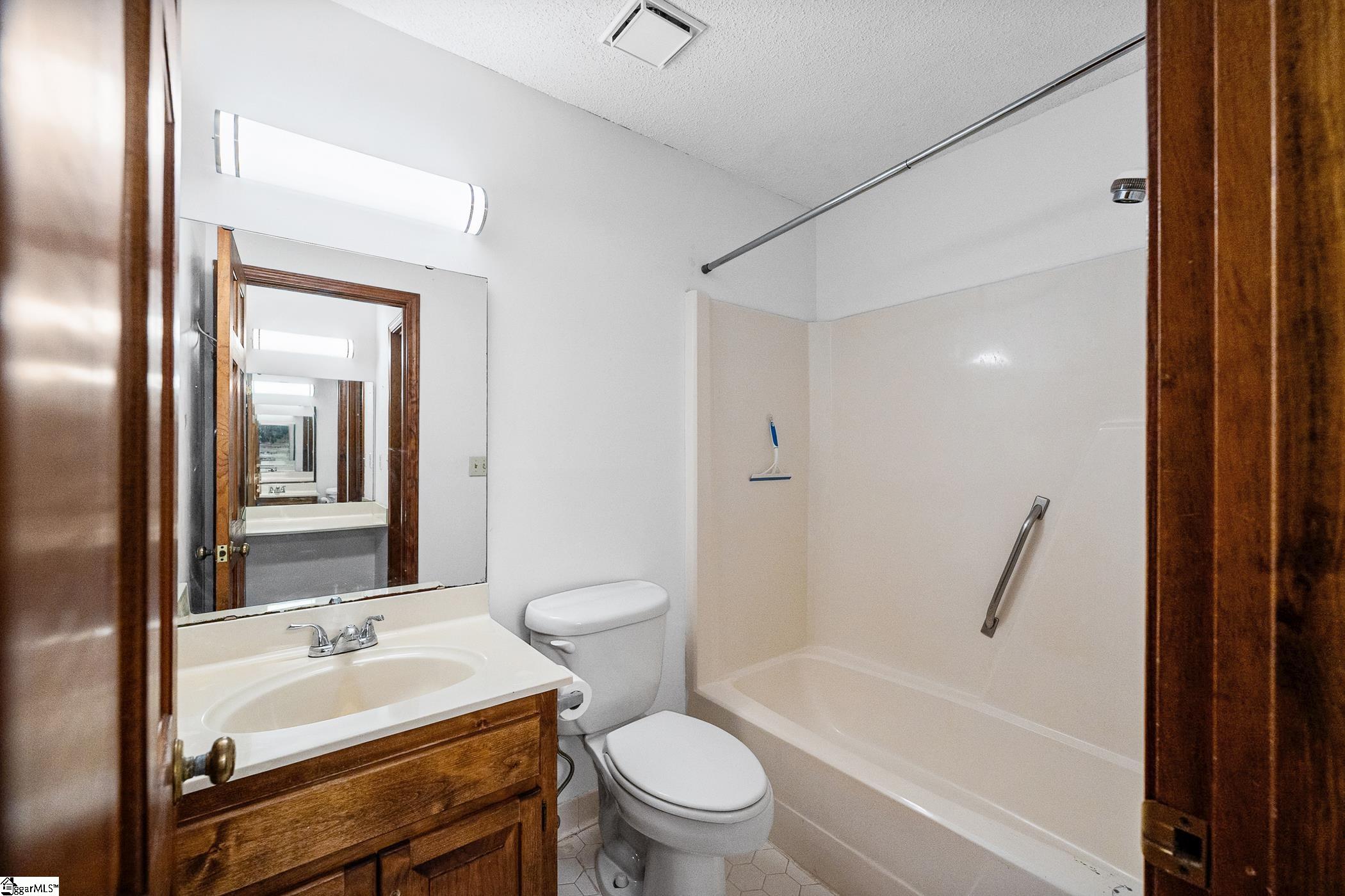 1118 Devenger Road Property Photo 24