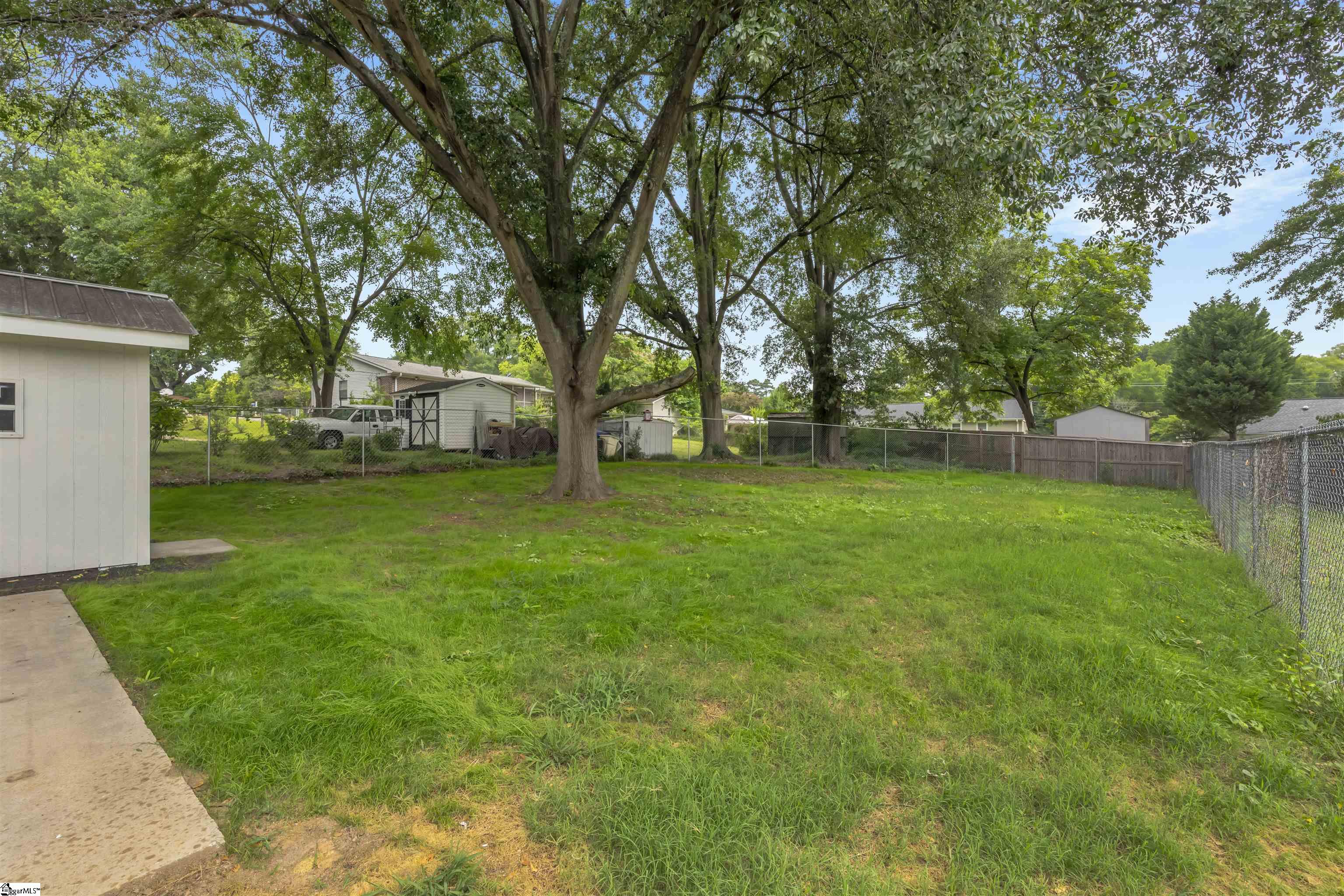 103 Longwood Drive Property Photo 7