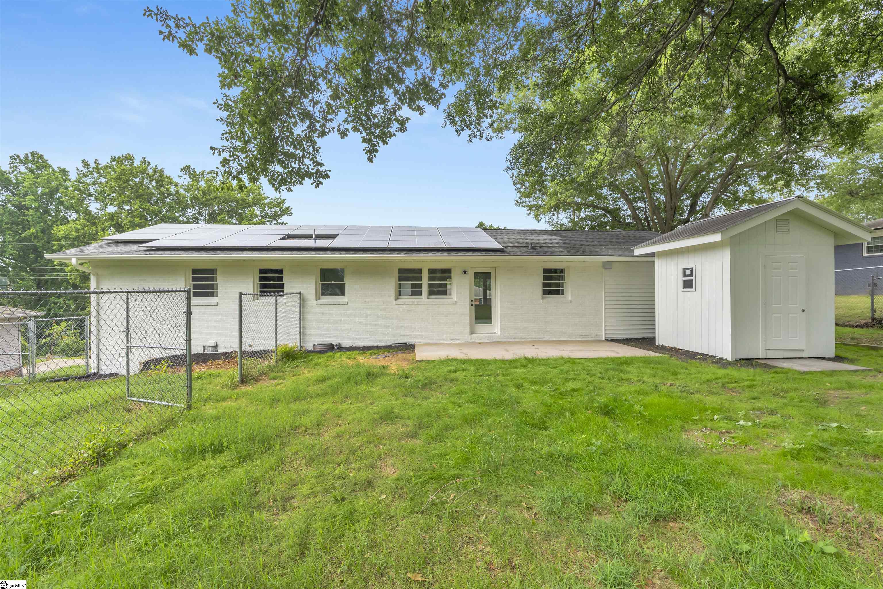 103 Longwood Drive Property Photo 8