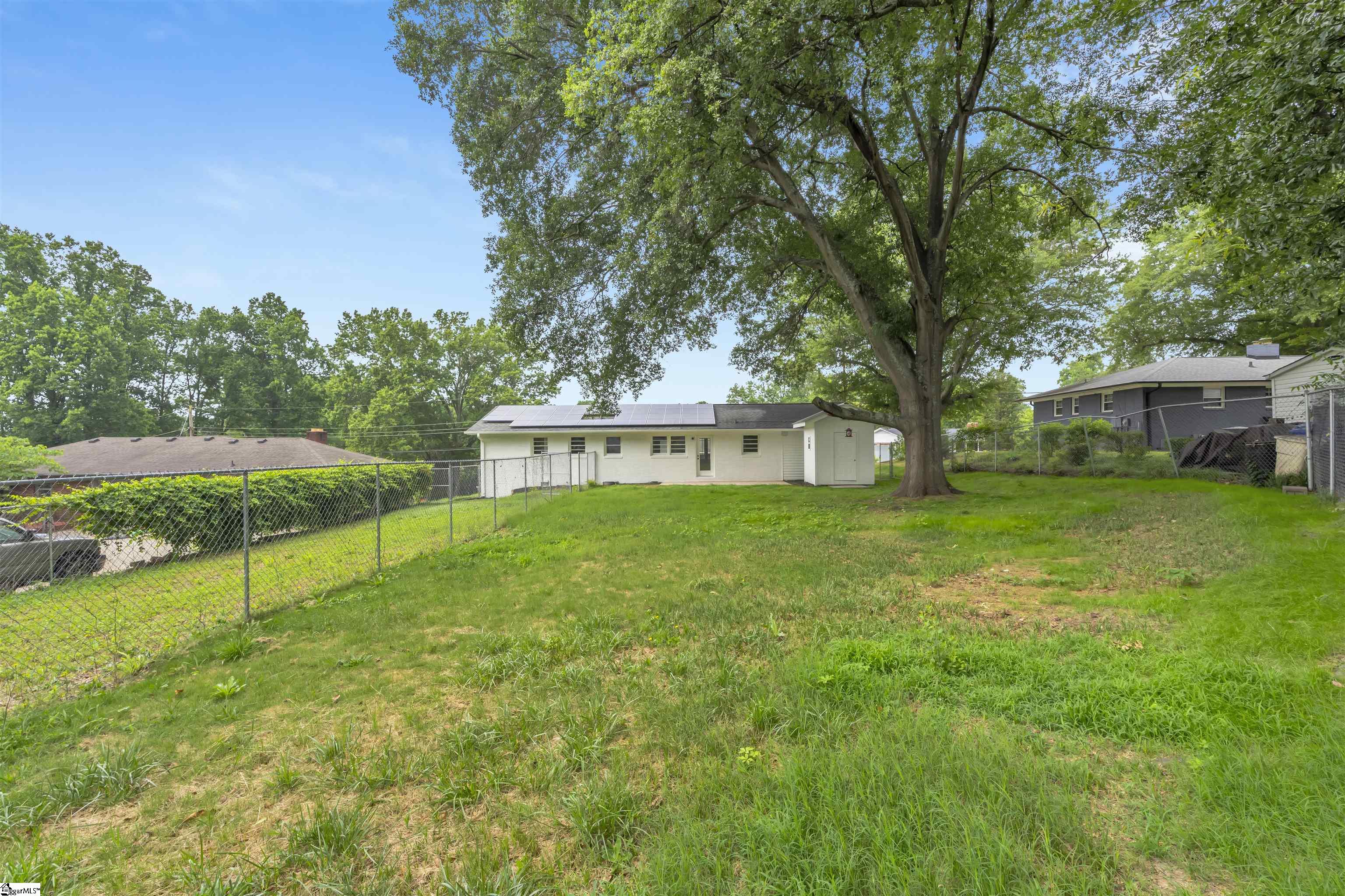 103 Longwood Drive Property Photo 10