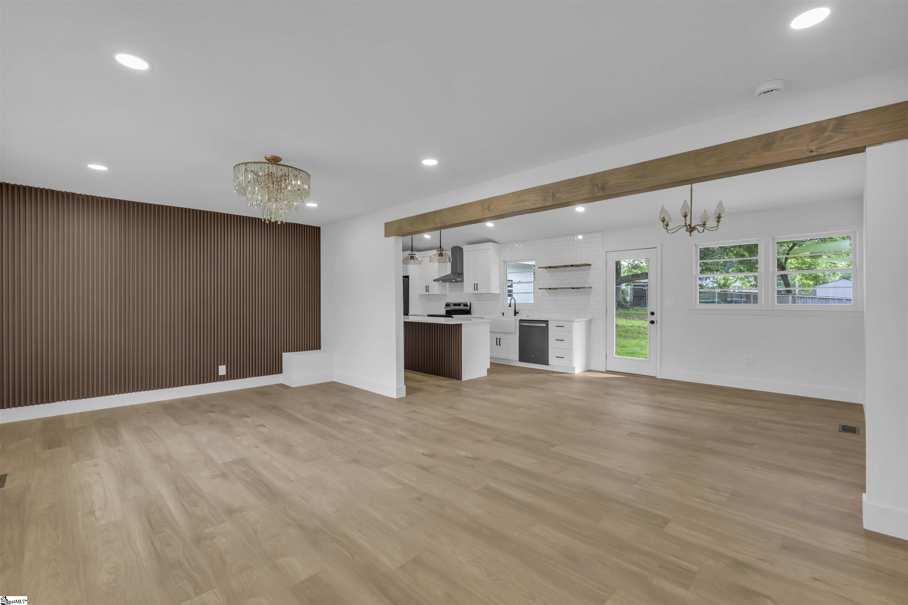 103 Longwood Drive Property Photo 17