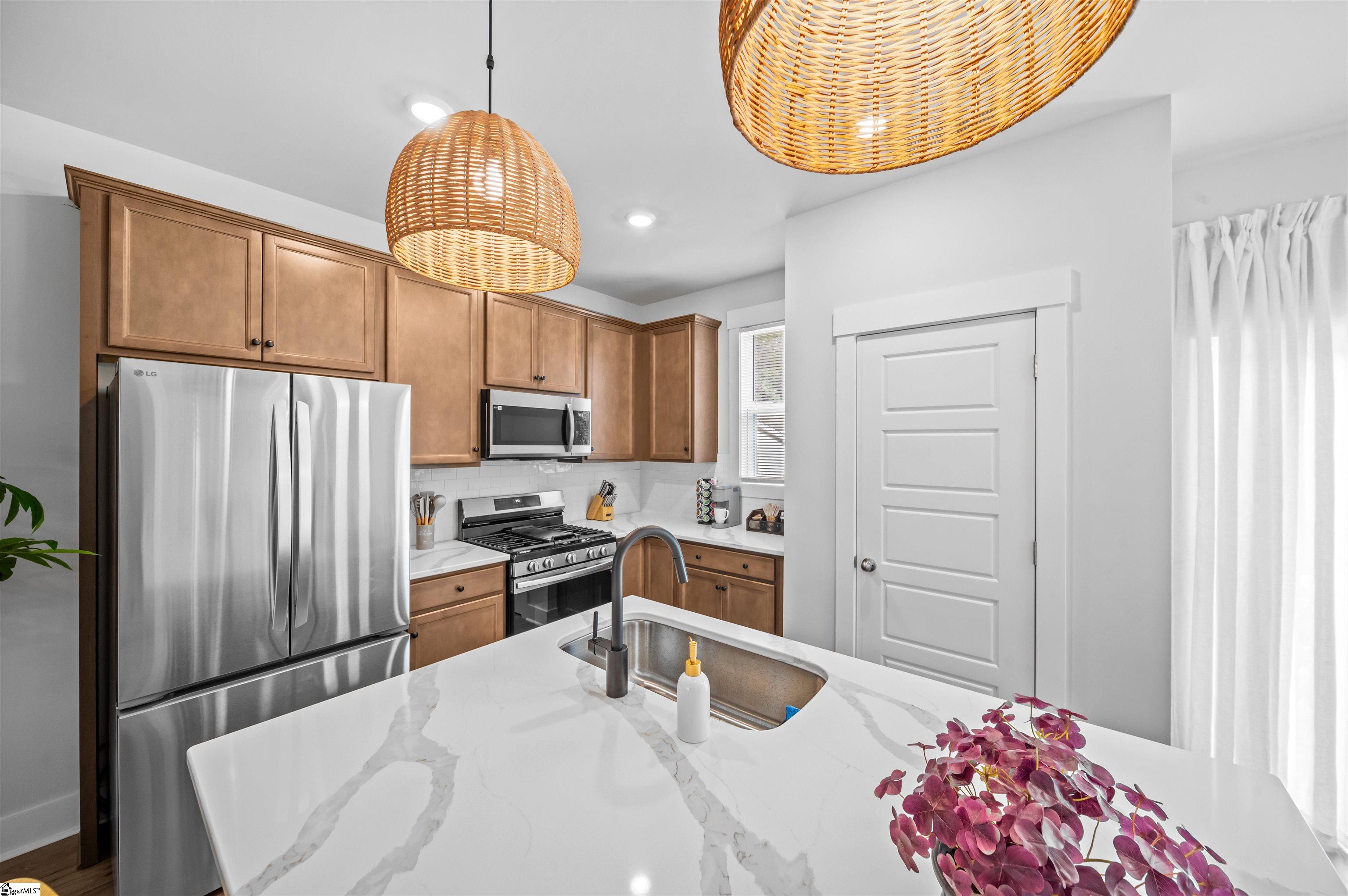 104 Cox Street Property Photo 8