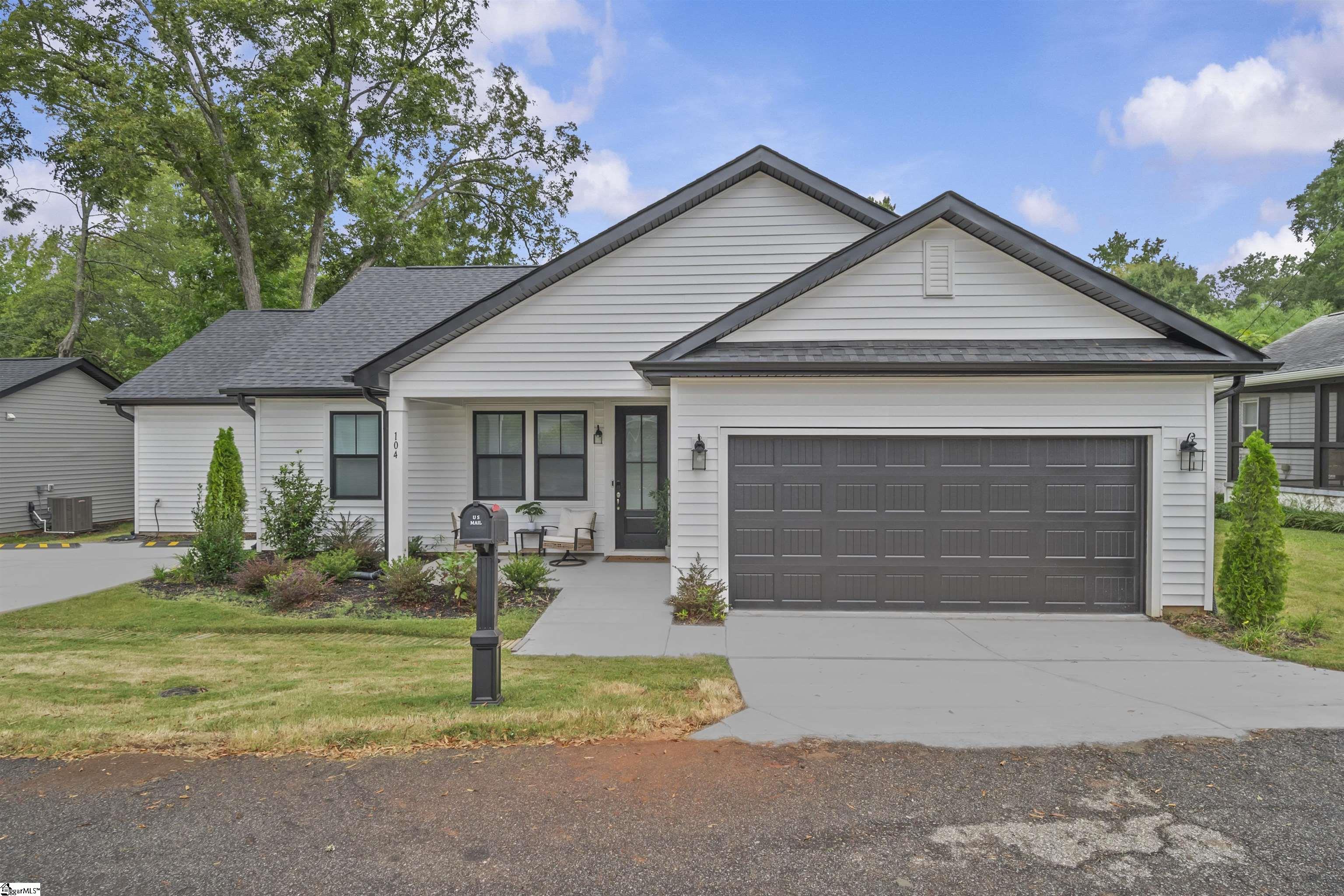 104 Cox Street Property Photo 36
