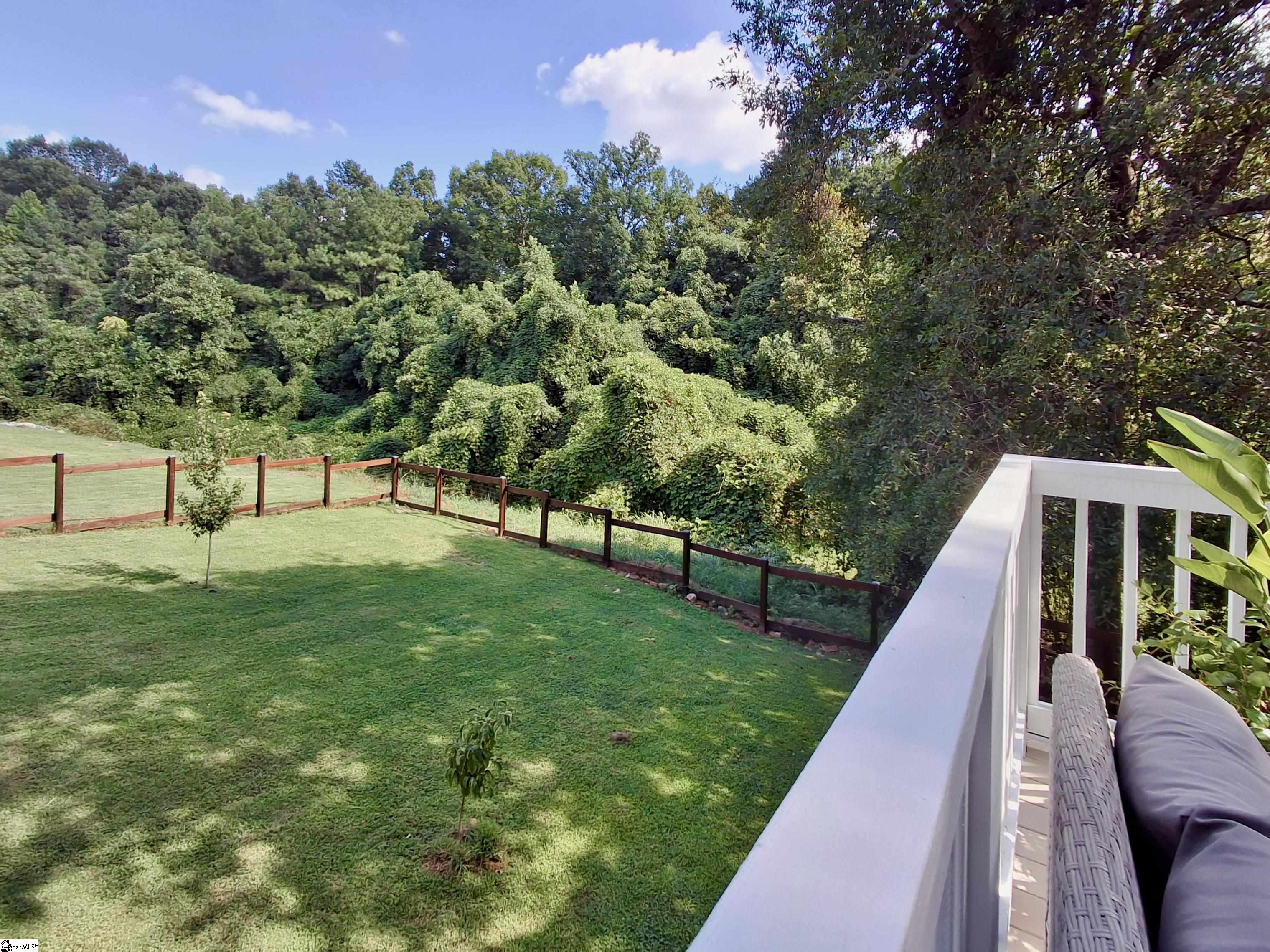 1109 Gordon Street Property Photo 21
