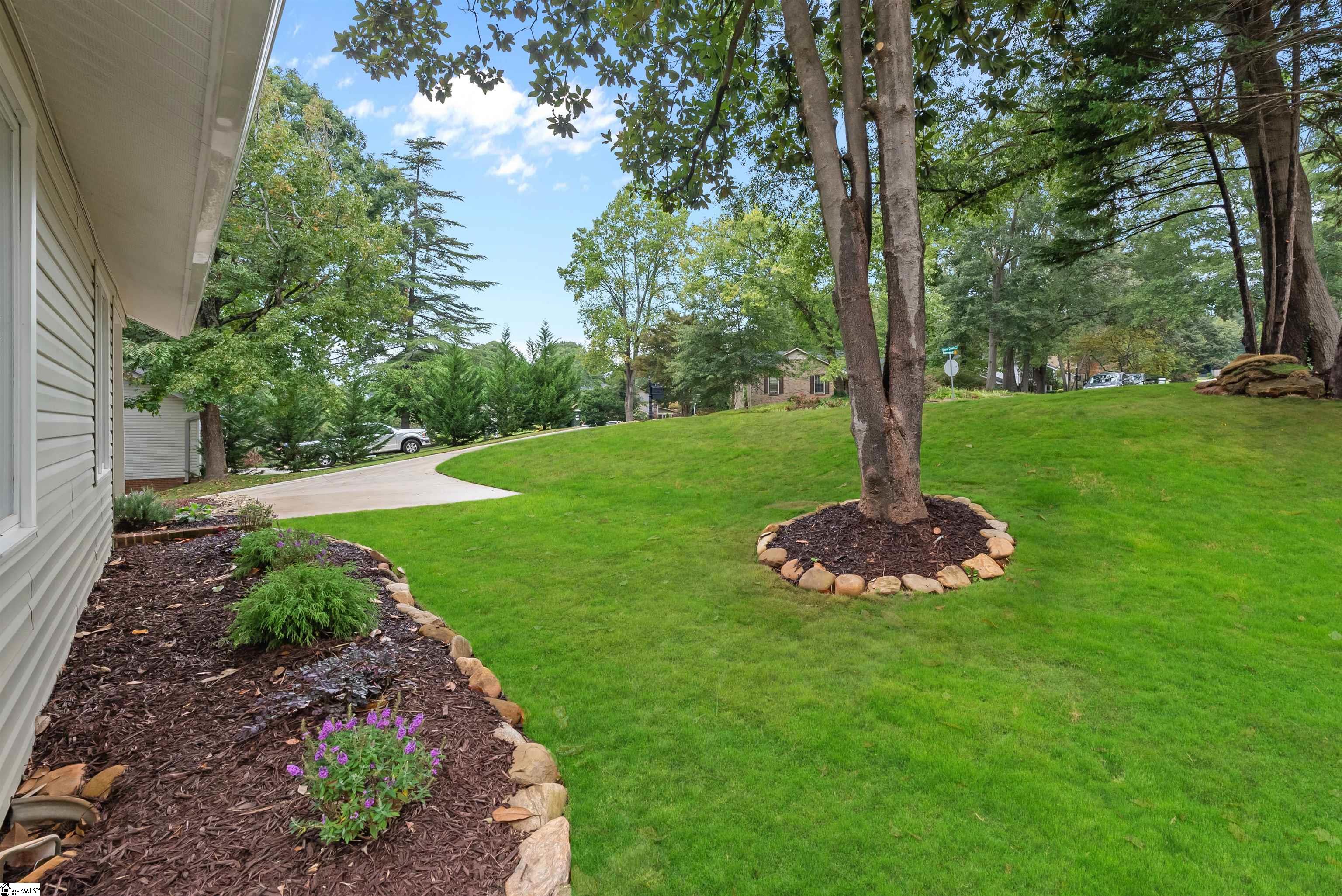 301 Sugar Creek Lane Property Photo 32