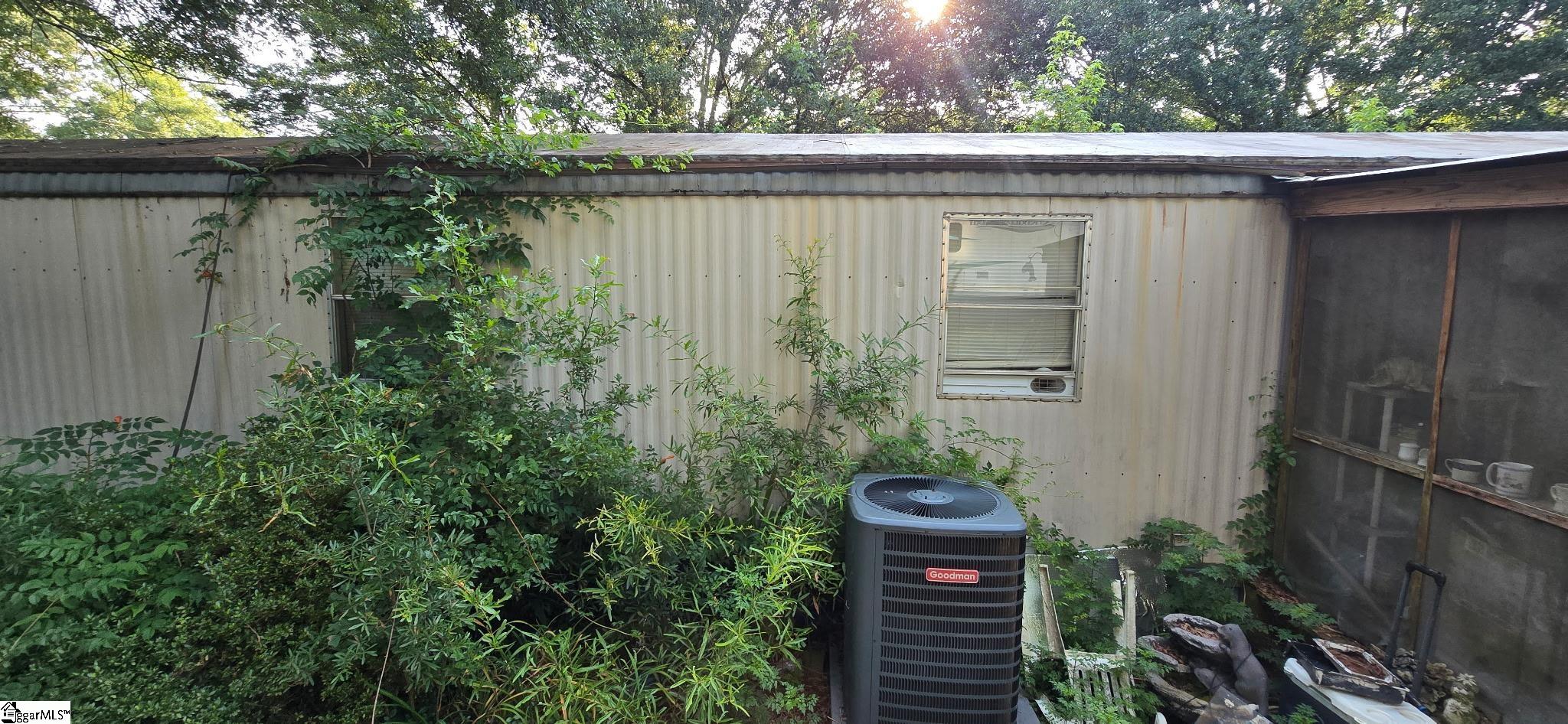 1521 Cherokee Circle Property Photo 3