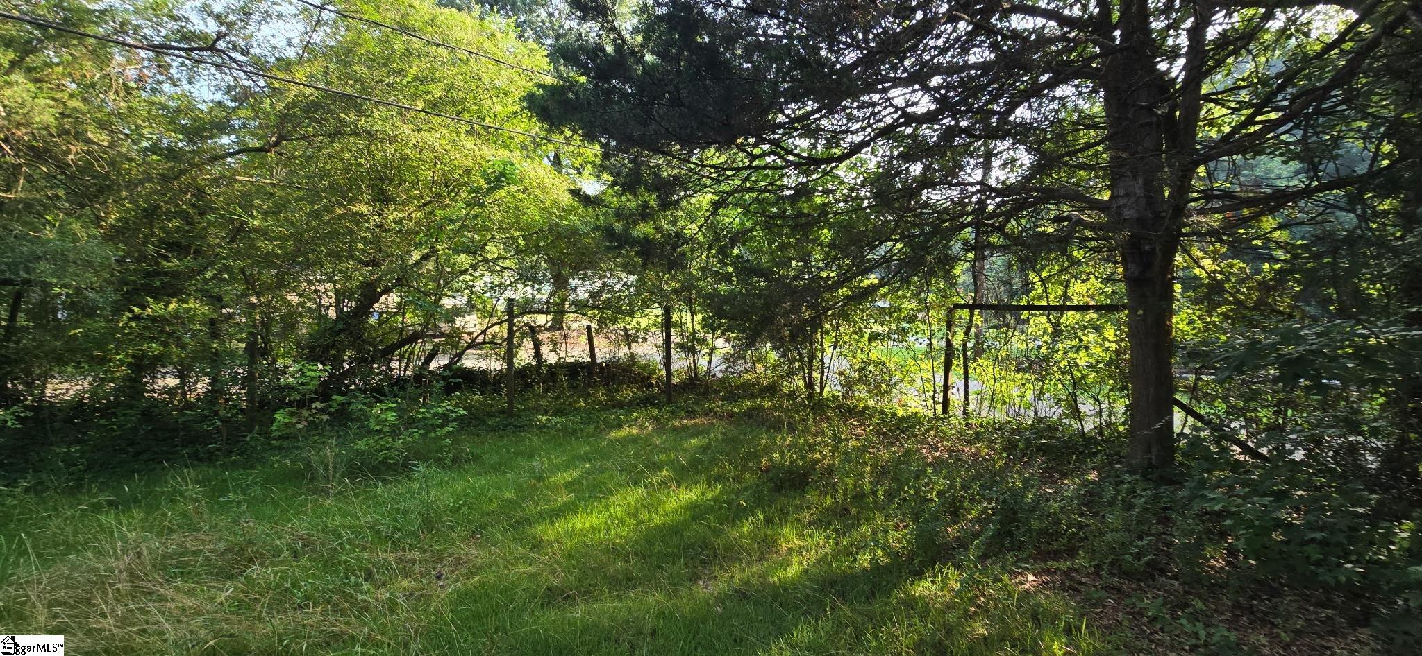 1521 Cherokee Circle Property Photo 4